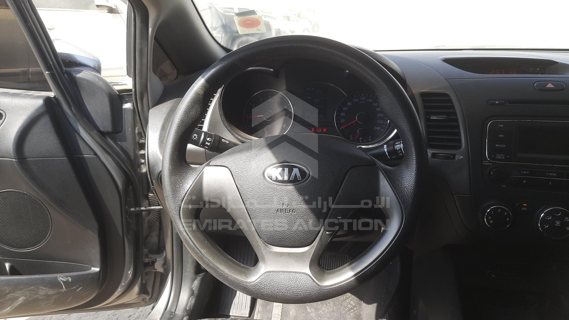 2016 KIA CERATO VIN: KNAFK4170G5553894