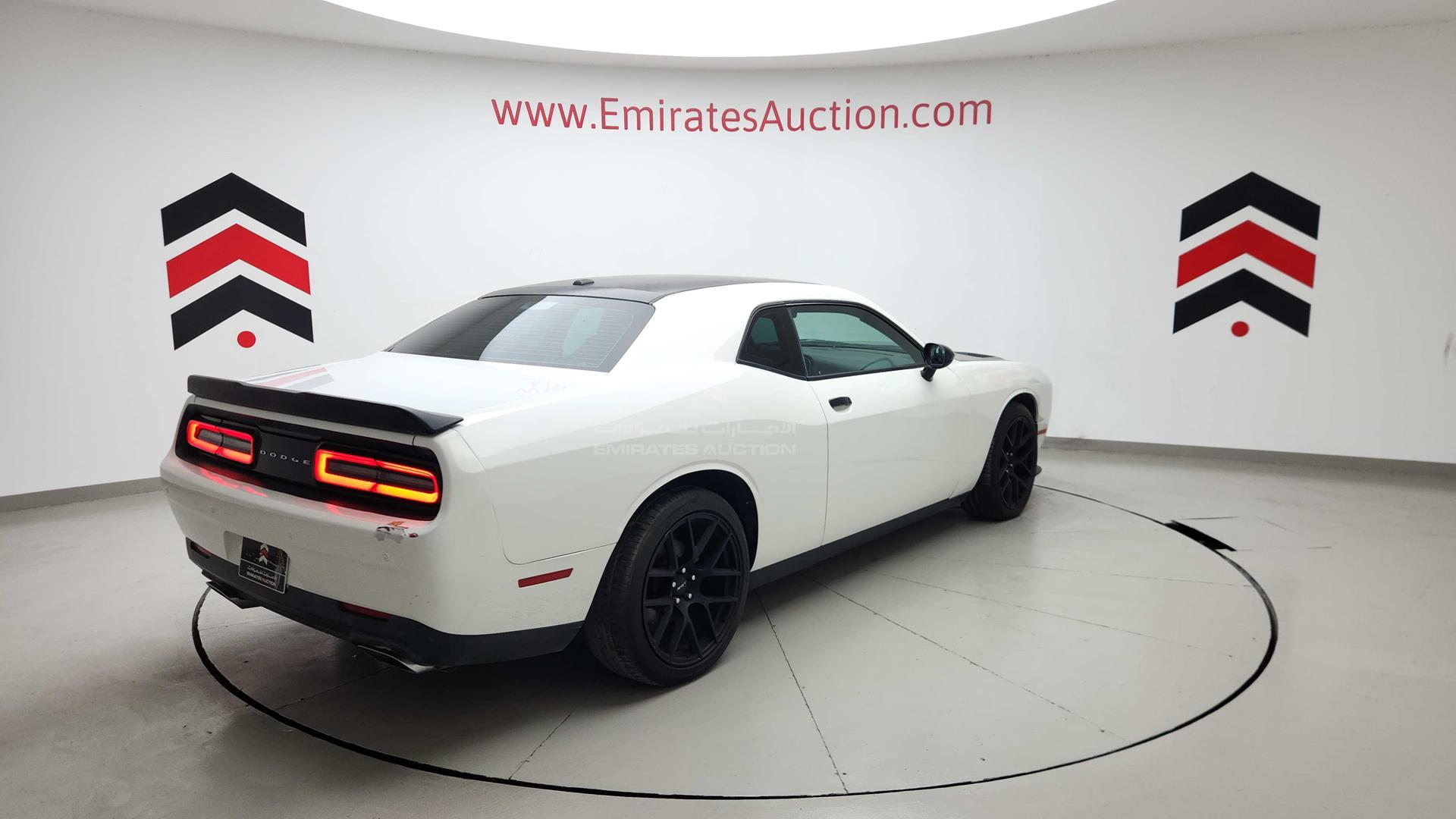 2015 DODGE CHALLENGER VIN: 2C3CDZAT0FH831845
