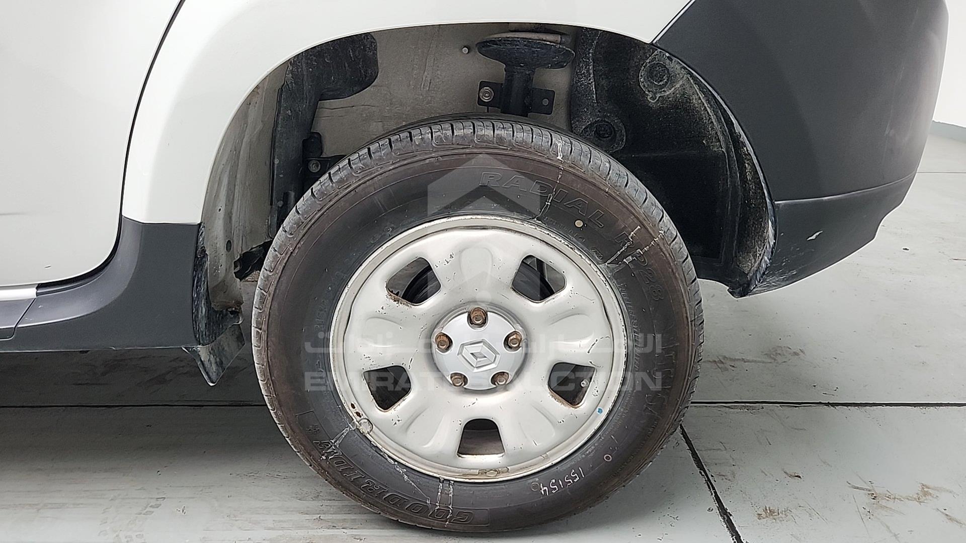 2017 RENAULT DUSTER VIN: VF1HSRGJ8HA529118