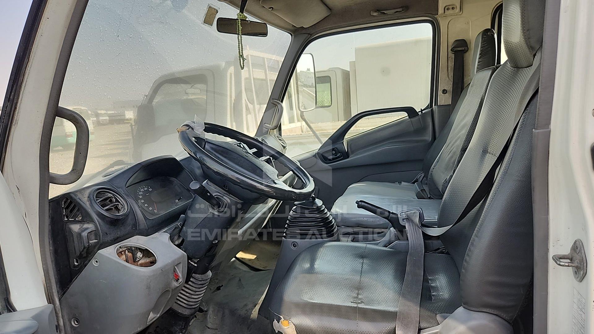 2014 HINO 300 VIN: JHHMCK3H3EK008186
