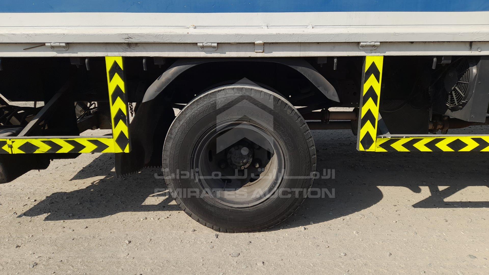 2005 MITSUBISHI CANTER VIN: JL7BFE1J35K011696