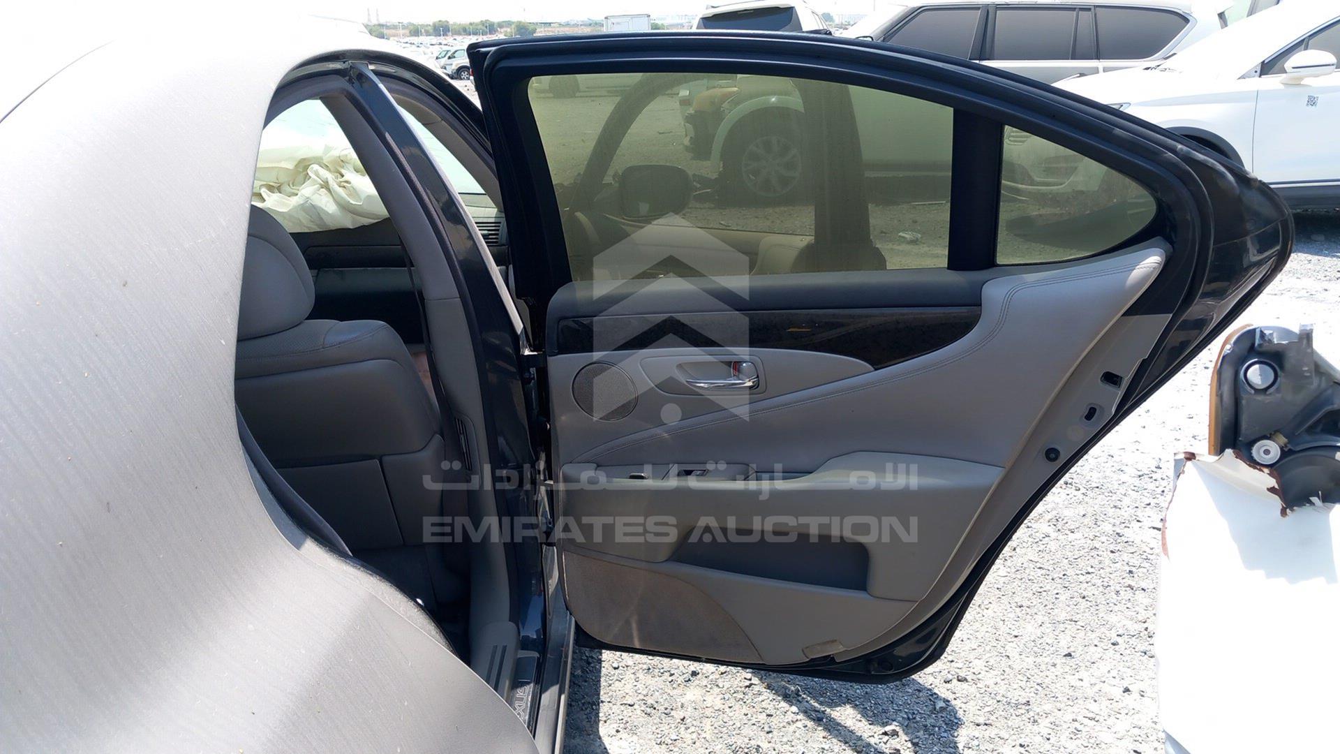 2007 LEXUS LS 460 VIN: JTHBL46FX75028631