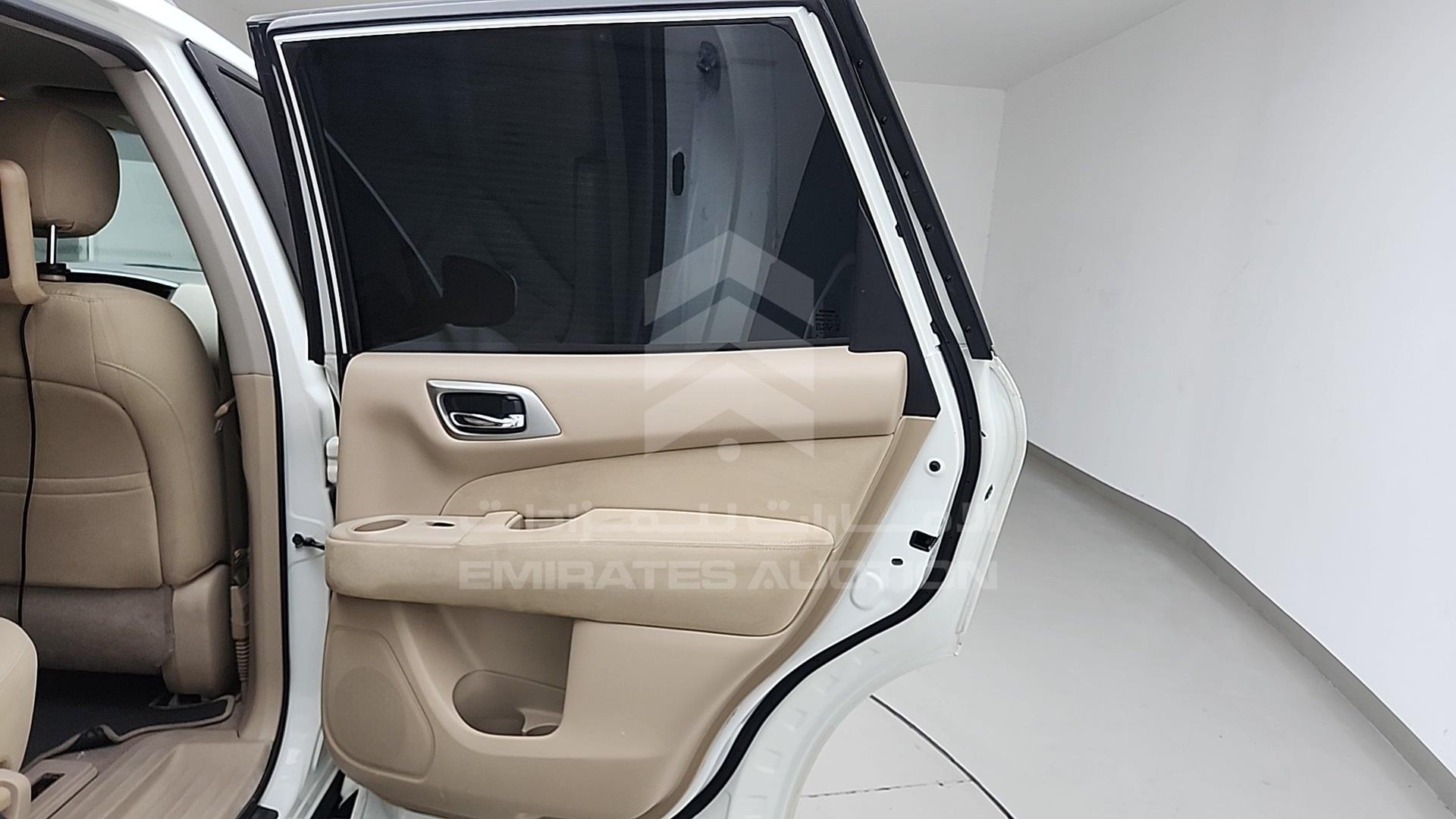 2015 NISSAN PATHFINDER VIN: 5N1AR2M54FC664462
