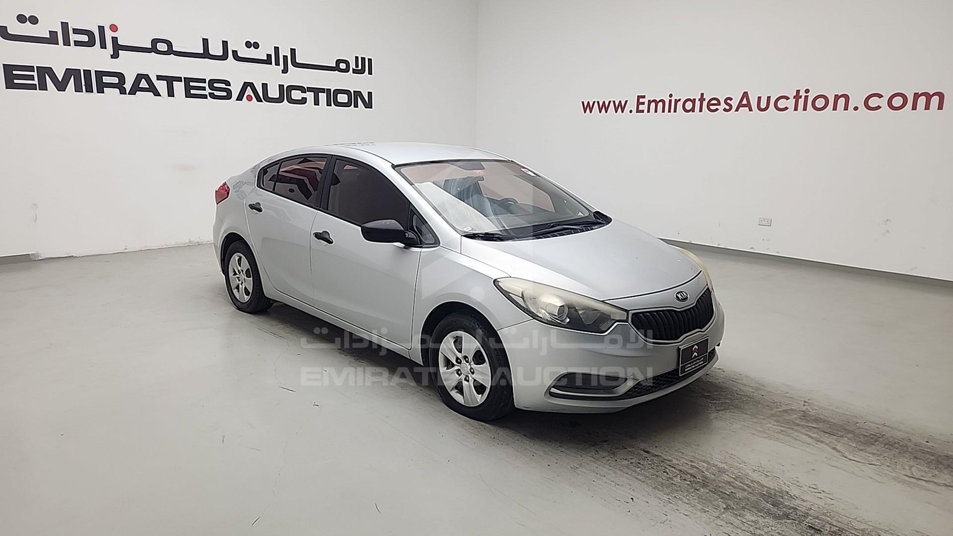 2016 KIA CERATO VIN: KNAFJ4110G5915950