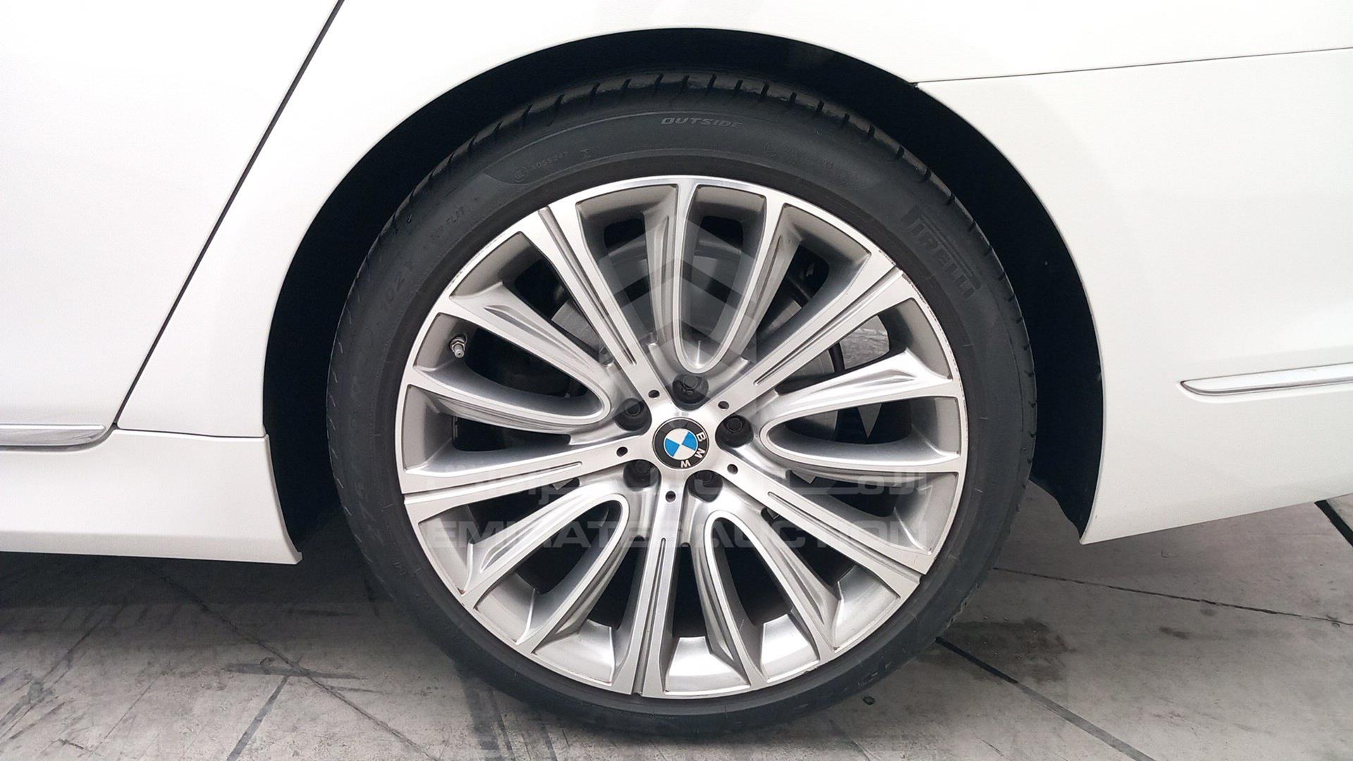 2017 BMW 740 LI VIN: WBA7E2102HG408798