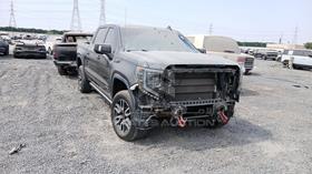جي ام سي سيررا 2022 — الزاوية الأمامية اليسرى — صورة 5 — صورة مصغرة