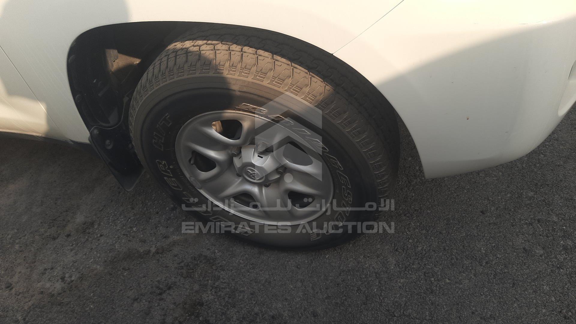 2013 TOYOTA LAND CRUISER VIN: JTMDU09J3D5072014