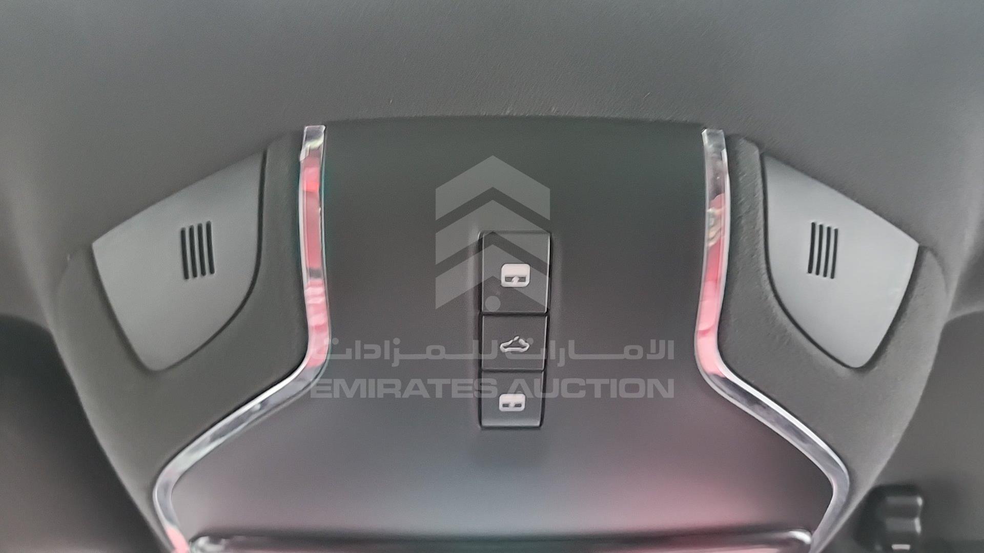 2014 MASERATI GHIBLI VIN: ZAMSS57F1E1113320