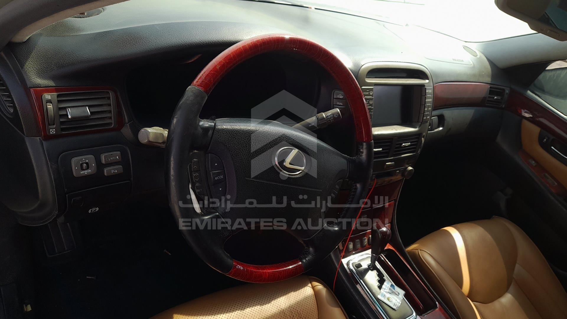 2001 LEXUS LS 430 VIN: JTHBN30F410042557