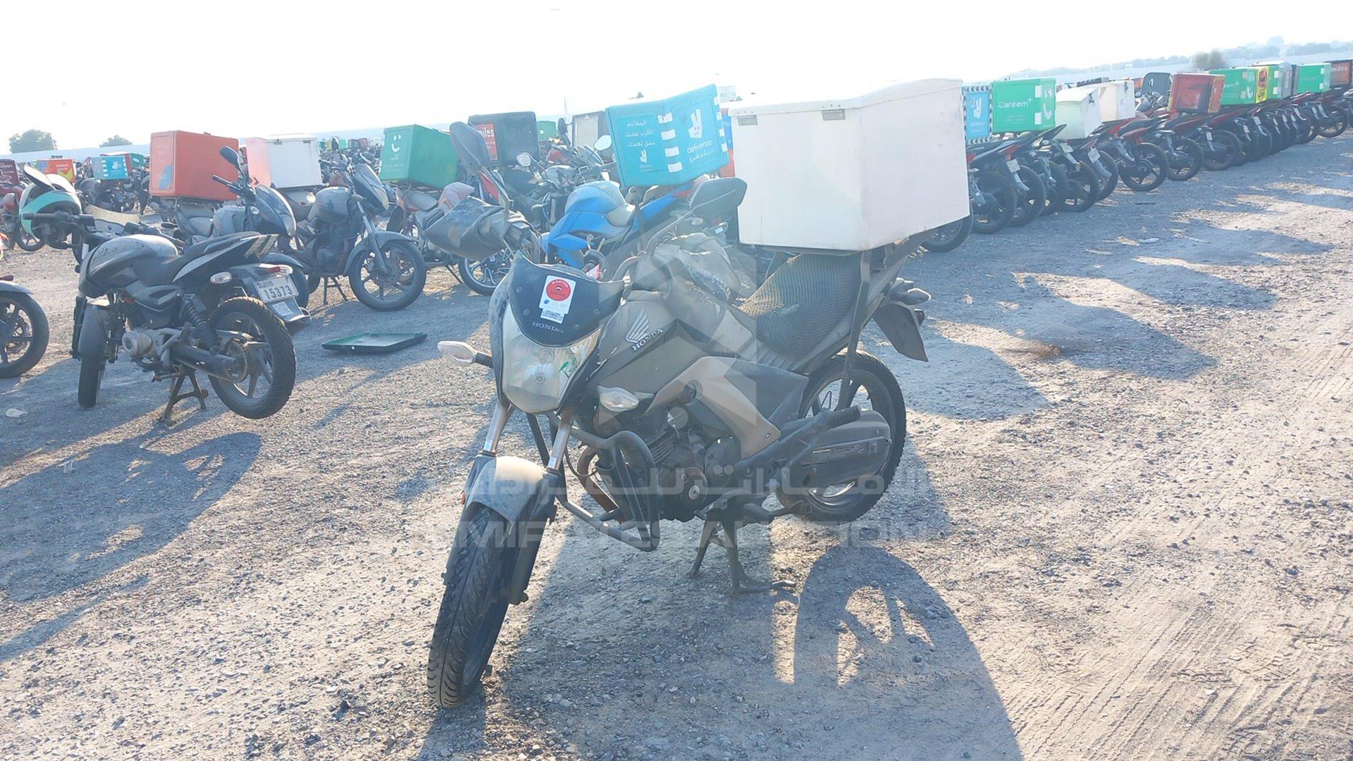2016 HONDA UNICORN 160 VIN: ME4KC2037G8001782