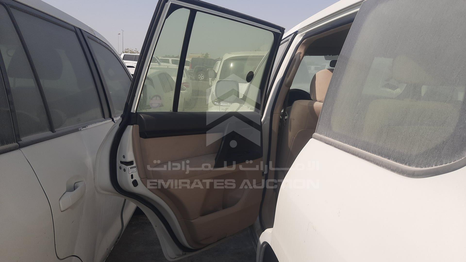 2013 TOYOTA LAND CRUISER VIN: JTMDU09J5D4064003