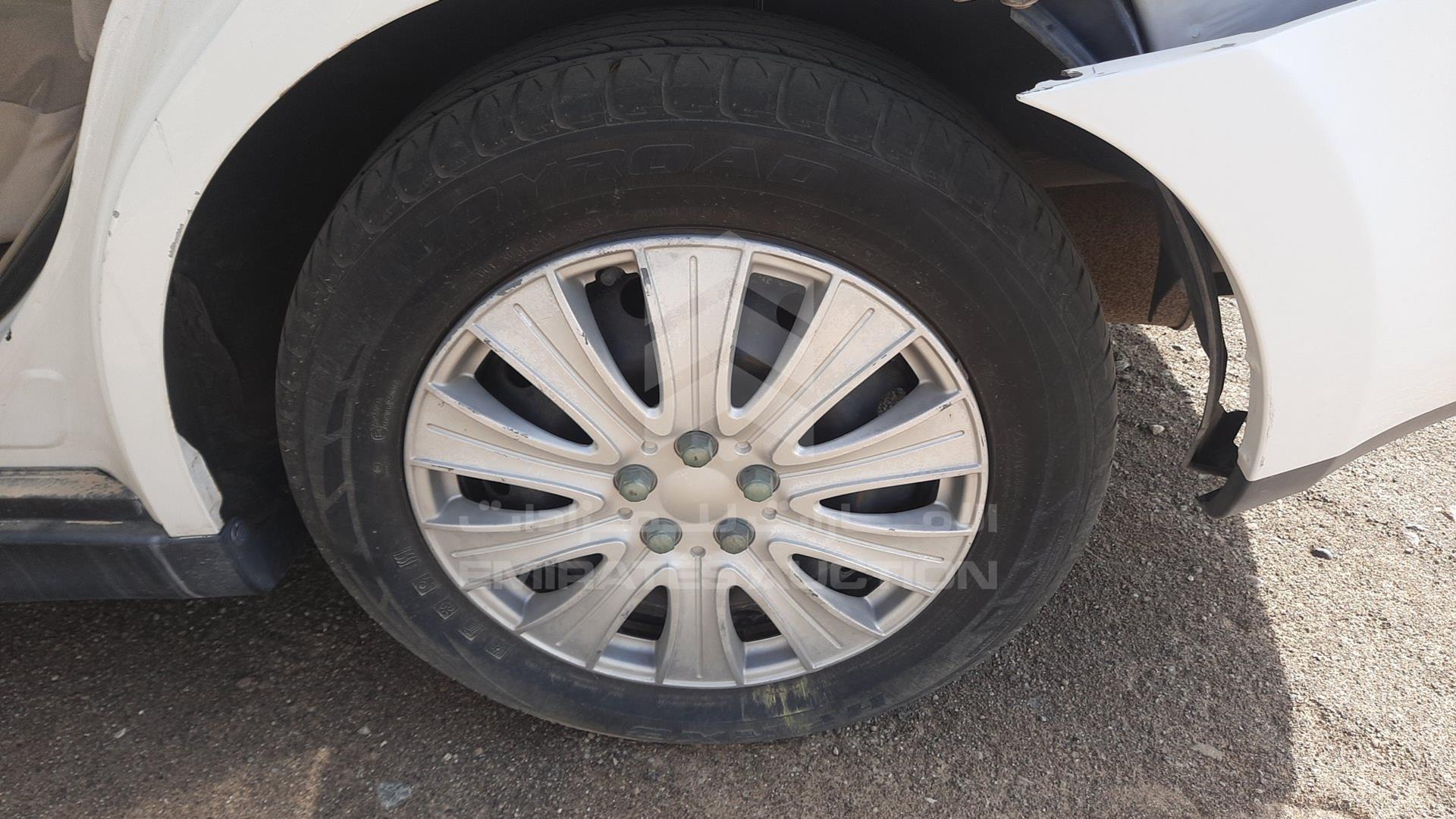 2011 NISSAN TIIDA VIN: 3N1BC1A61BK203695