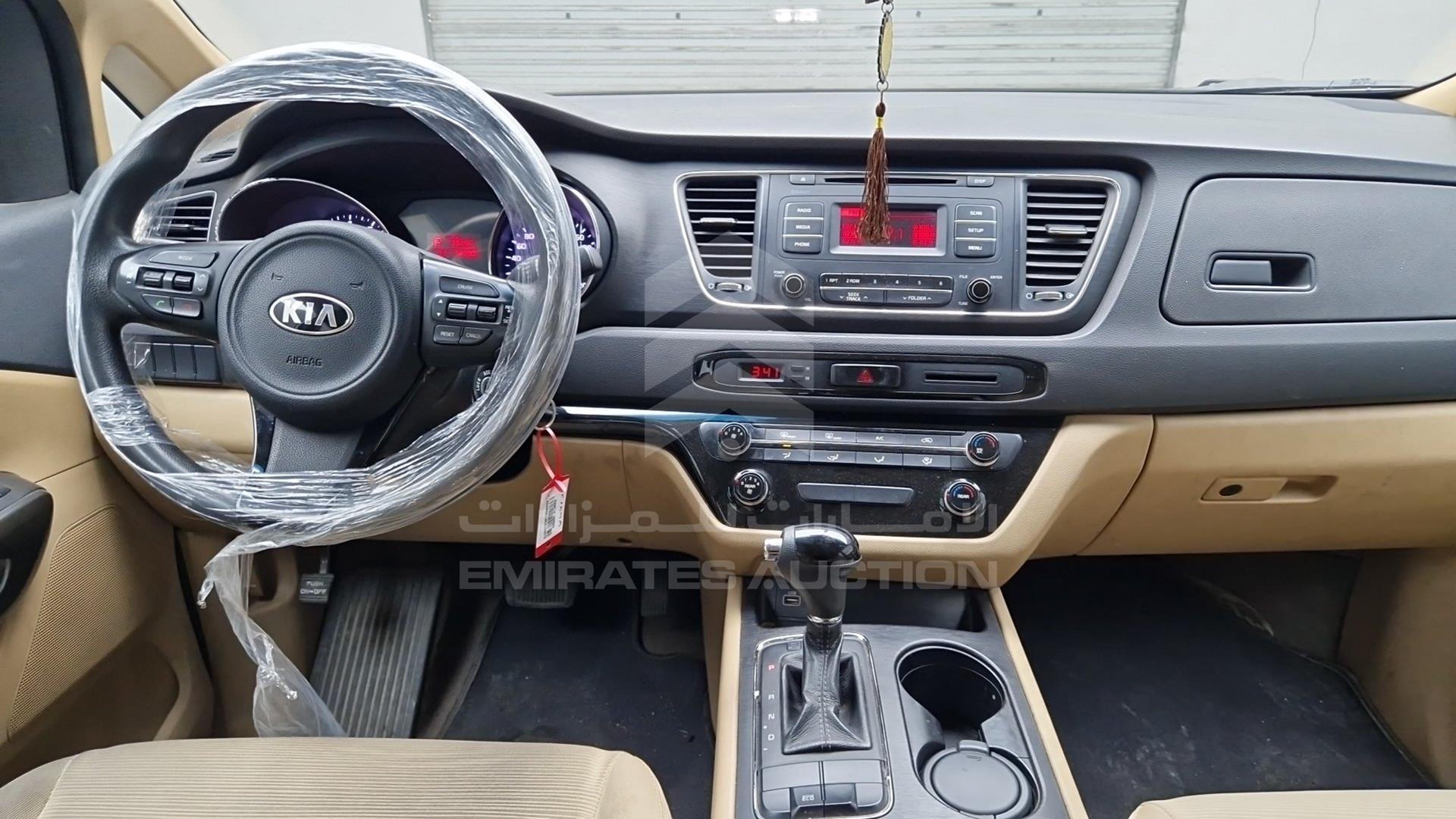 2016 KIA CARNIVAL VIN: KNAMB8128G6156978