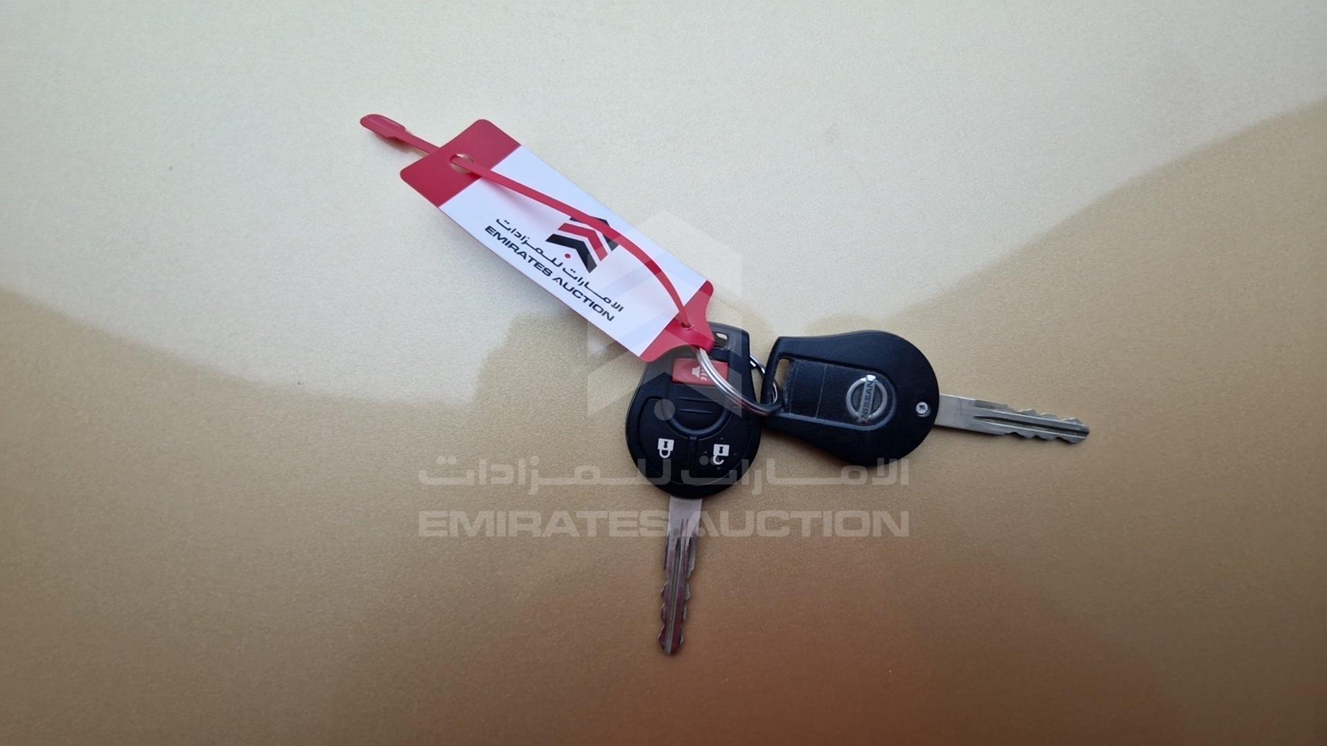 2014 NISSAN TIIDA VIN: MNTBC2C96E6001219