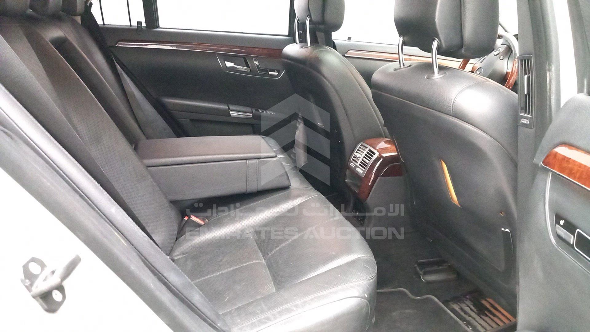 2008 MERCEDES S 450 VIN: WDDNF84X38A164610