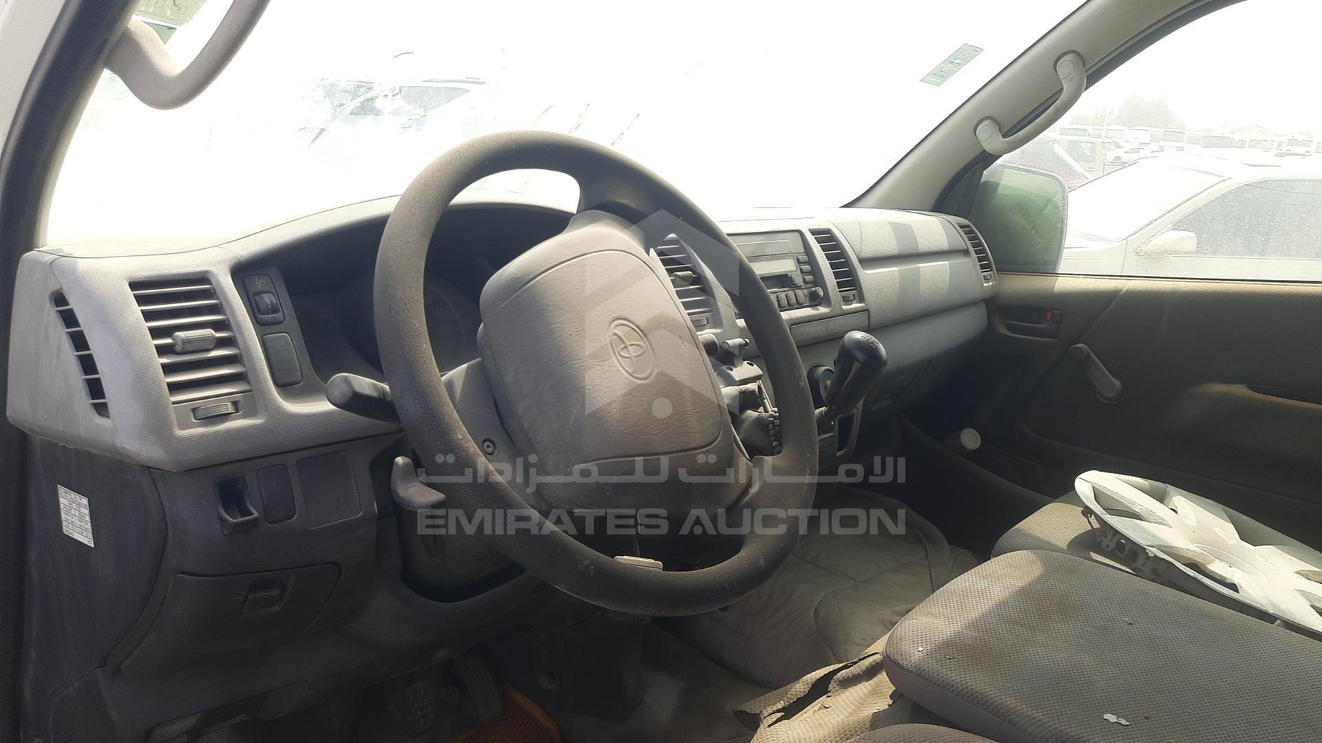 2006 TOYOTA HIACE VIN: JTFHX02P860005682