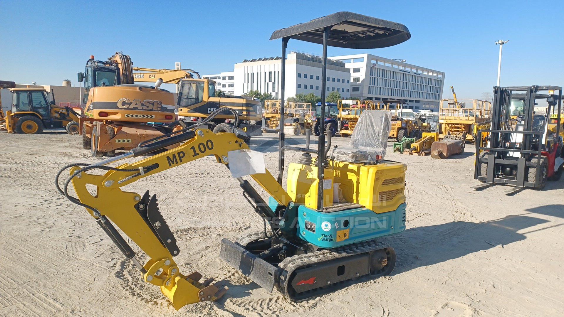 2024 EXCAVATOR --- VIN: SLP241718230
