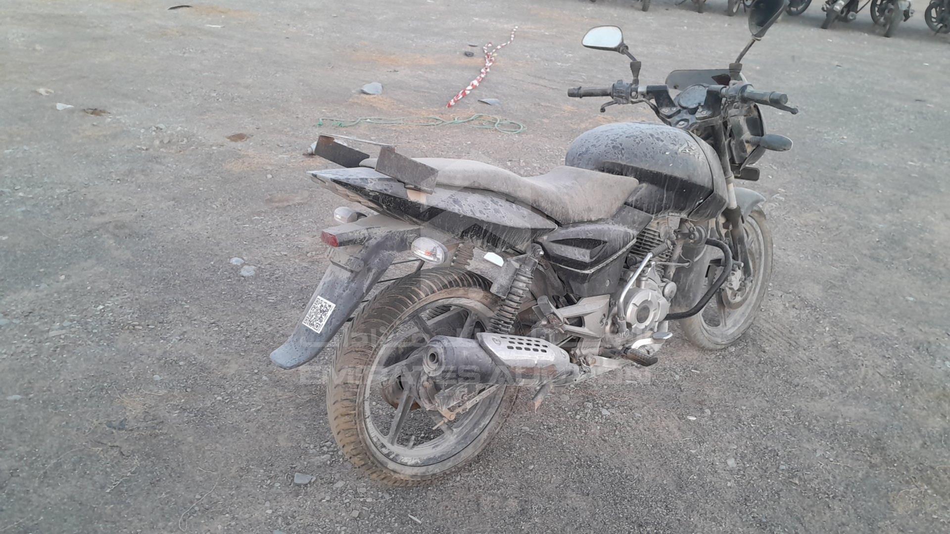 2014 BAJAJ 150 CC VIN: MD2A11CZ7EWC43615