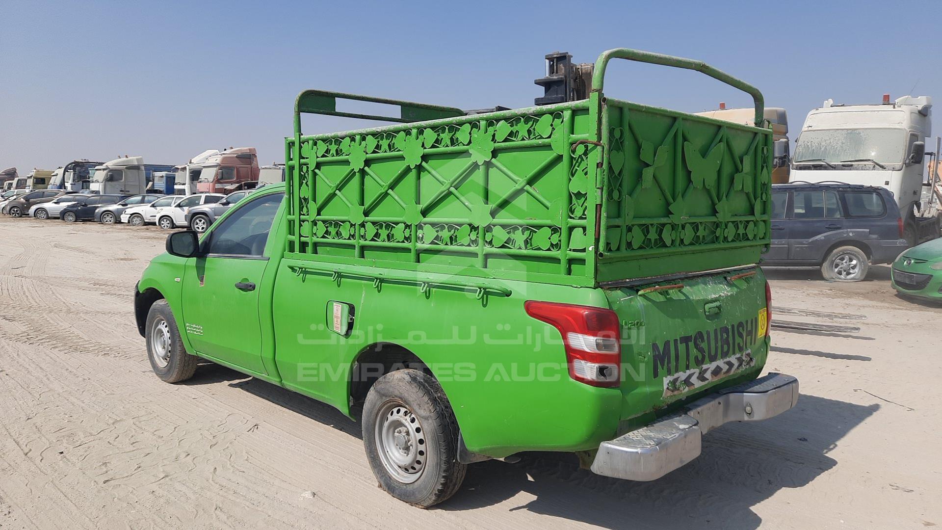 2016 MITSUBISHI L200 VIN: MMBENKJ40GH039273
