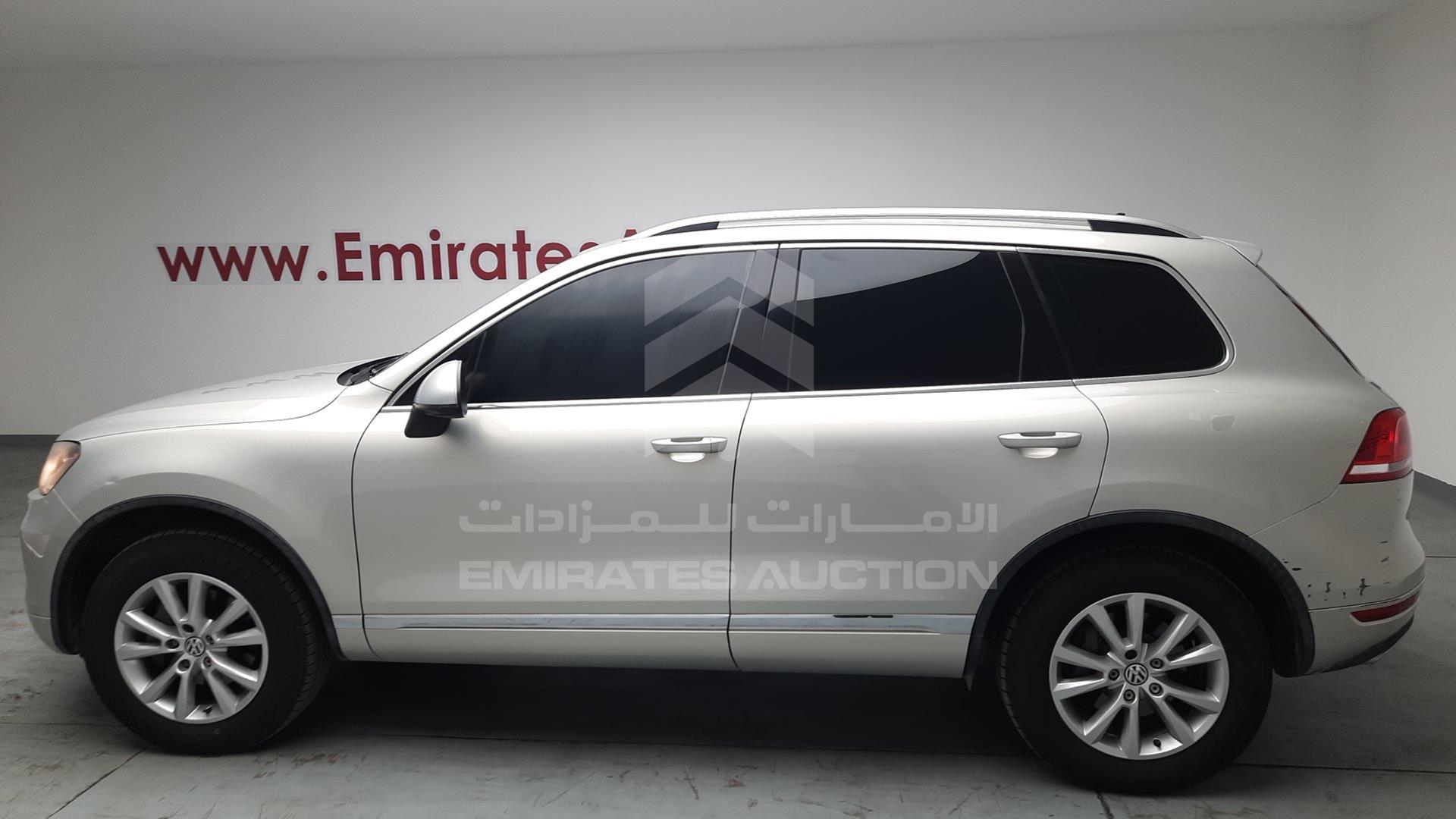 2014 VOLKSWAGEN TOUAREG VIN: WVGBC2BPXED006549