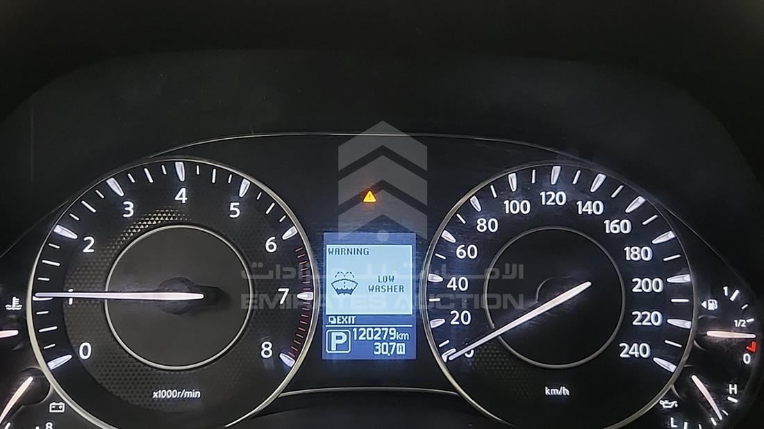 2016 Nissan Patrol — Odometer Reading — Photo 2