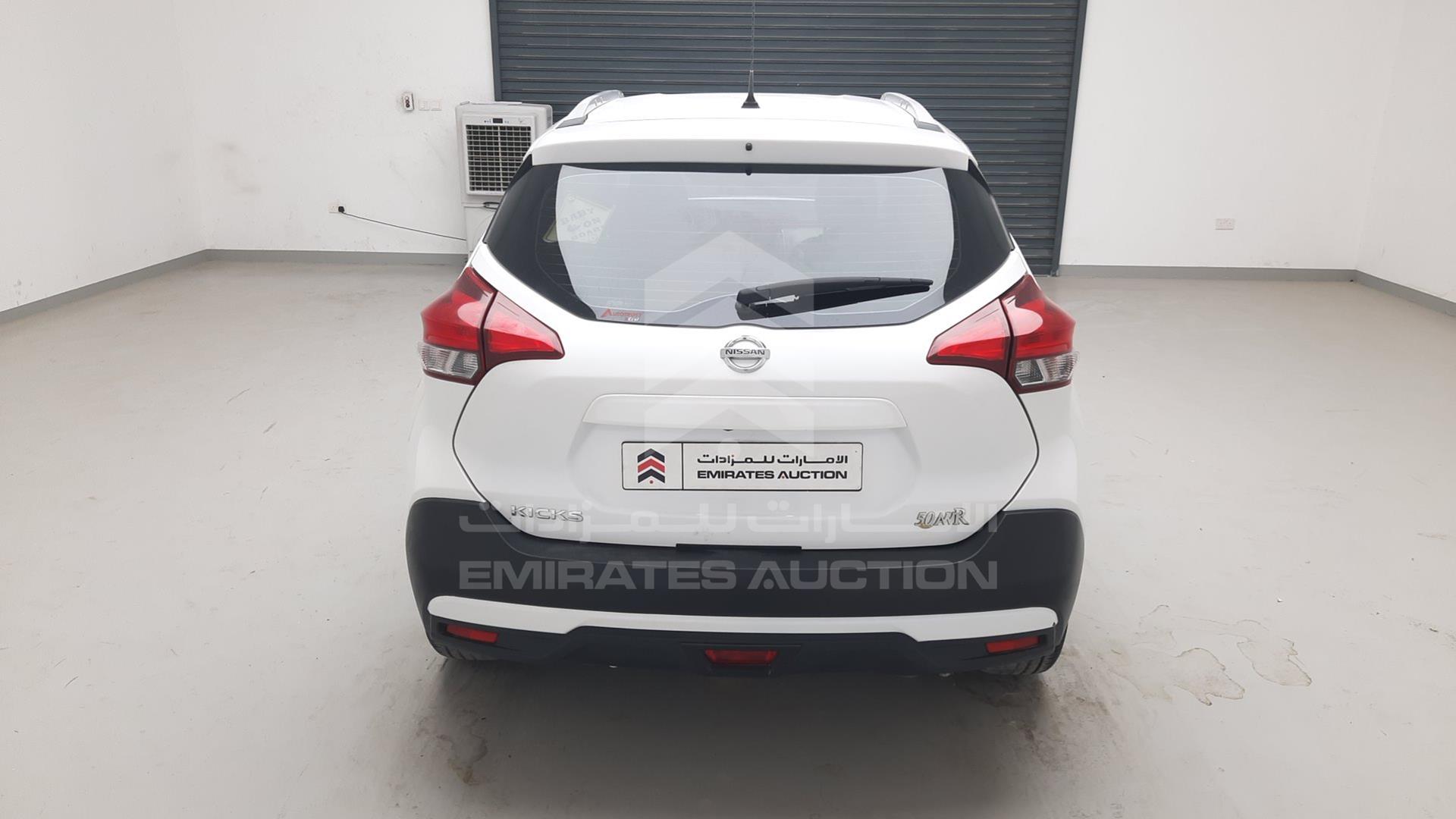 2018 NISSAN KICKS VIN: 3N1CP5C99JL495452