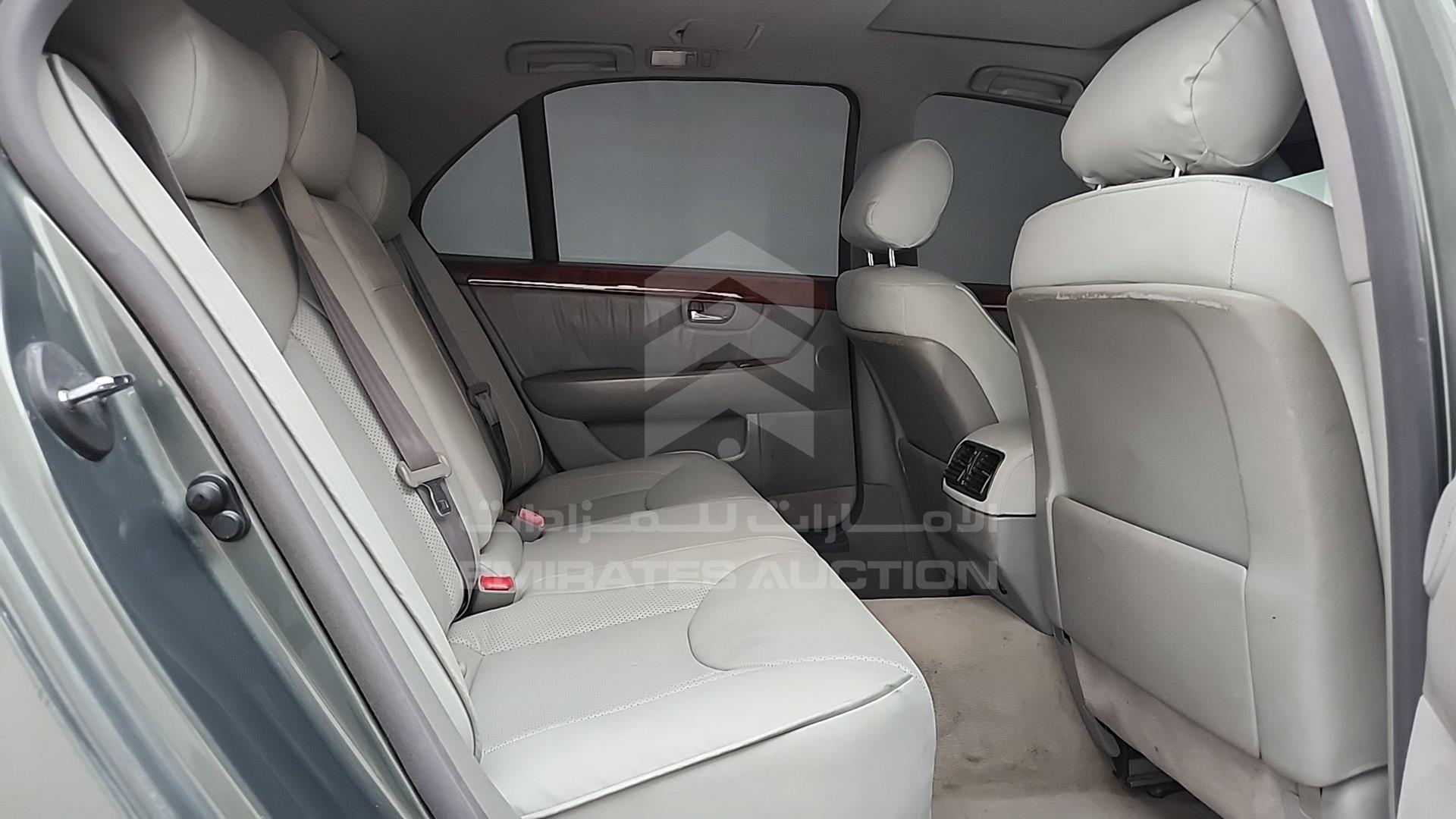 2004 LEXUS LS 430 VIN: JTHBN36F340136781