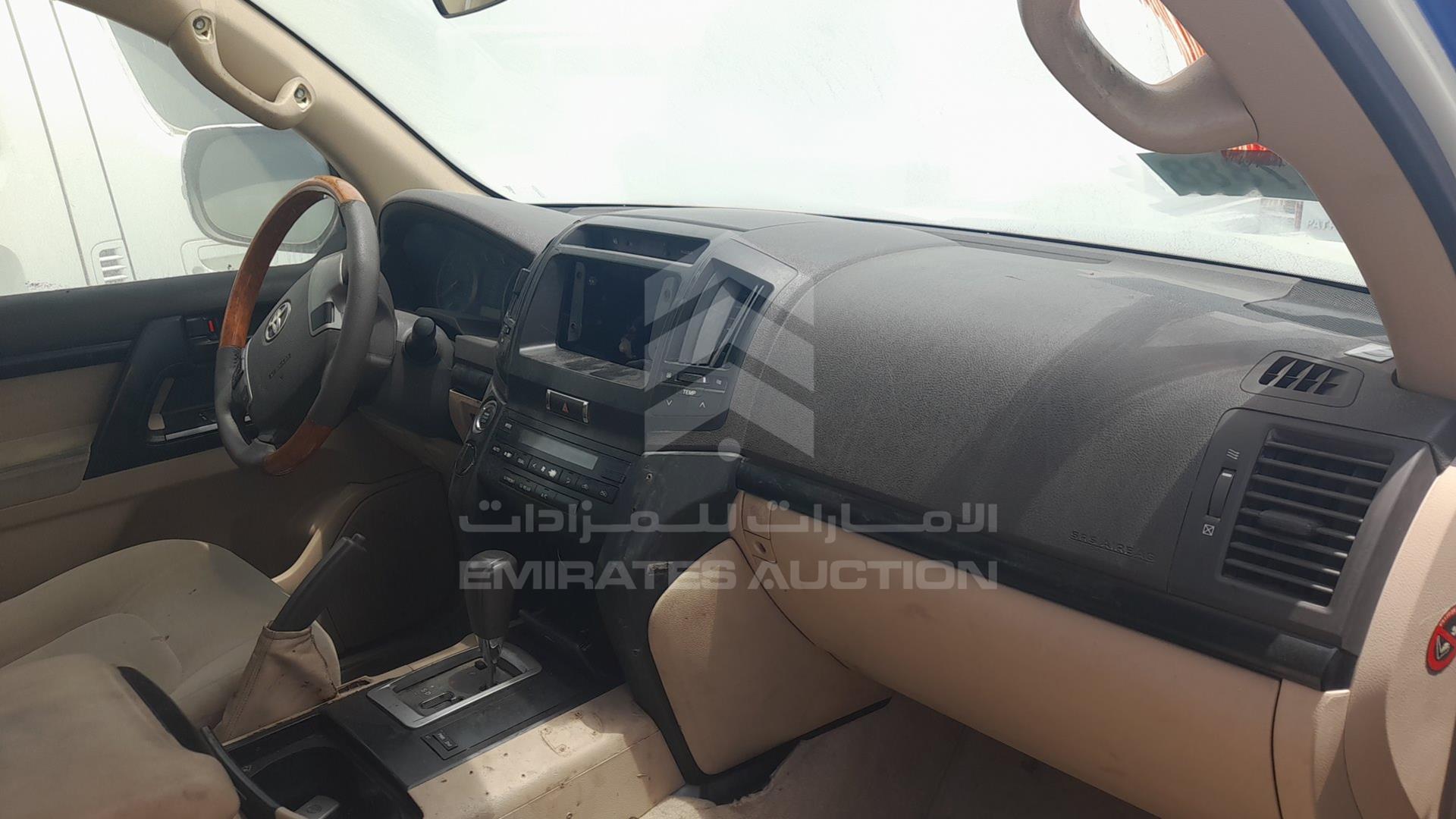 2013 TOYOTA LAND CRUISER VIN: JTMDU09J1D4063740