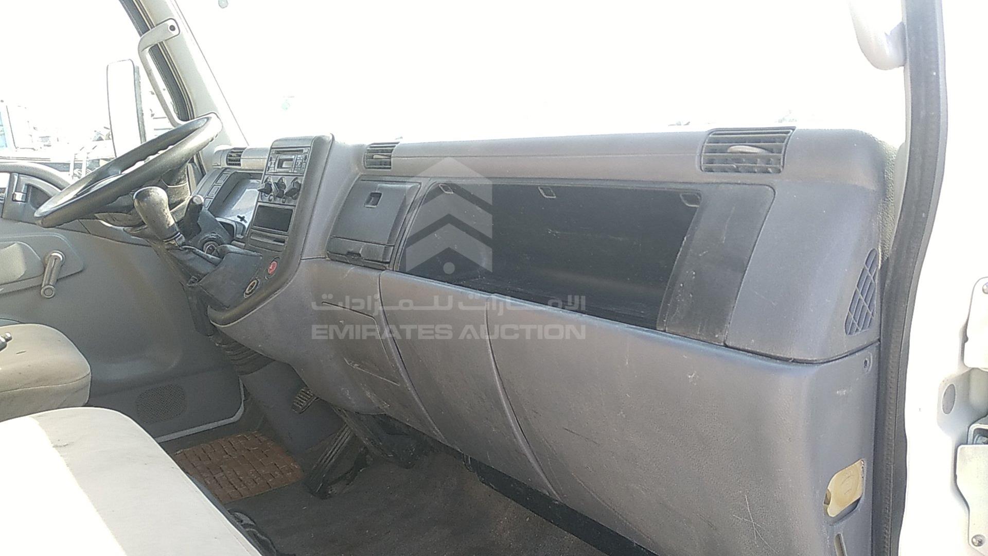 2015 MITSUBISHI CANTER VIN: JL7B6E1P0FK028476