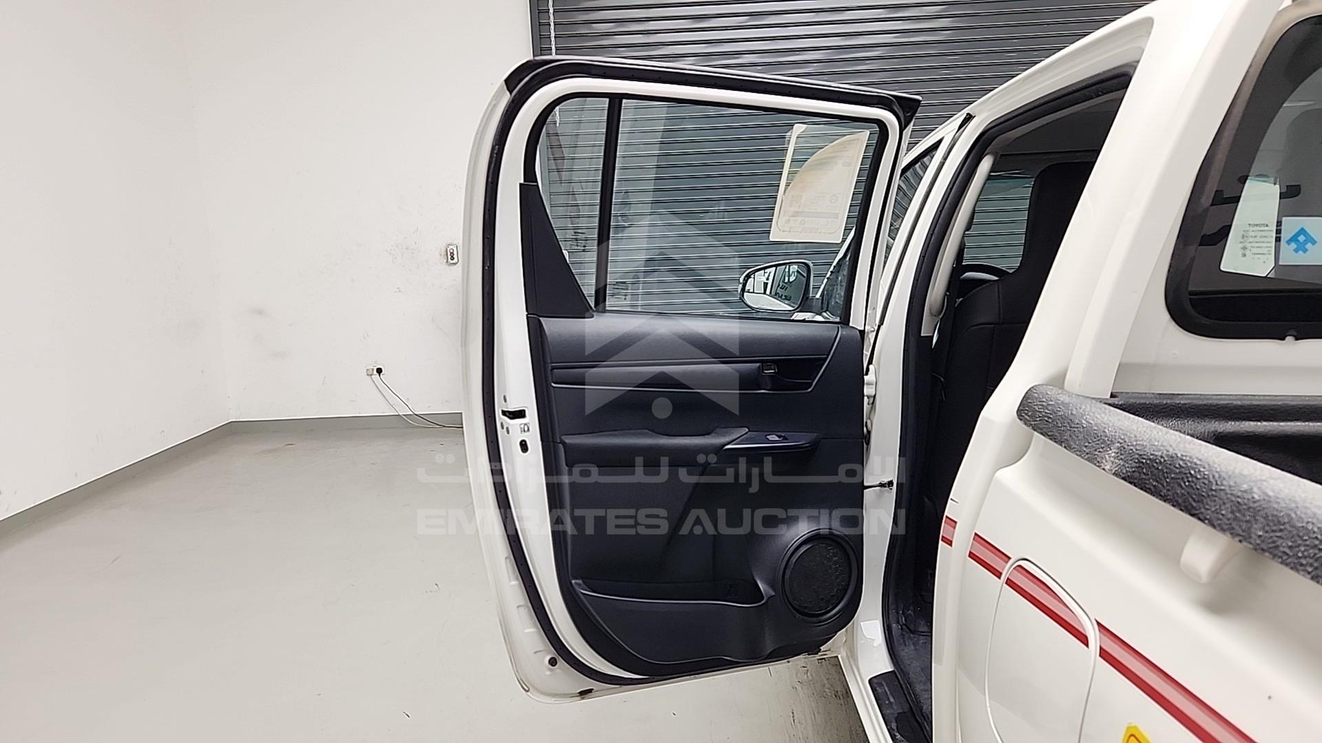 2023 TOYOTA HILUX VIN: MR0DB9CDXP5161713