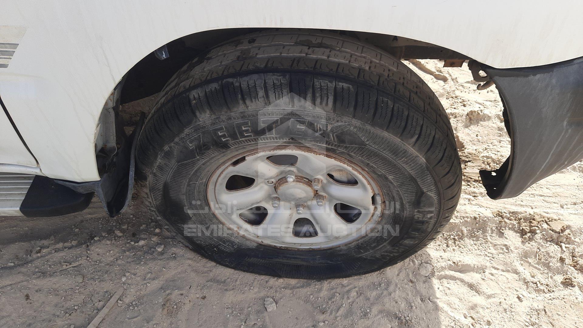 2002 TOYOTA PRADO VIN: JTEBN95J920098069