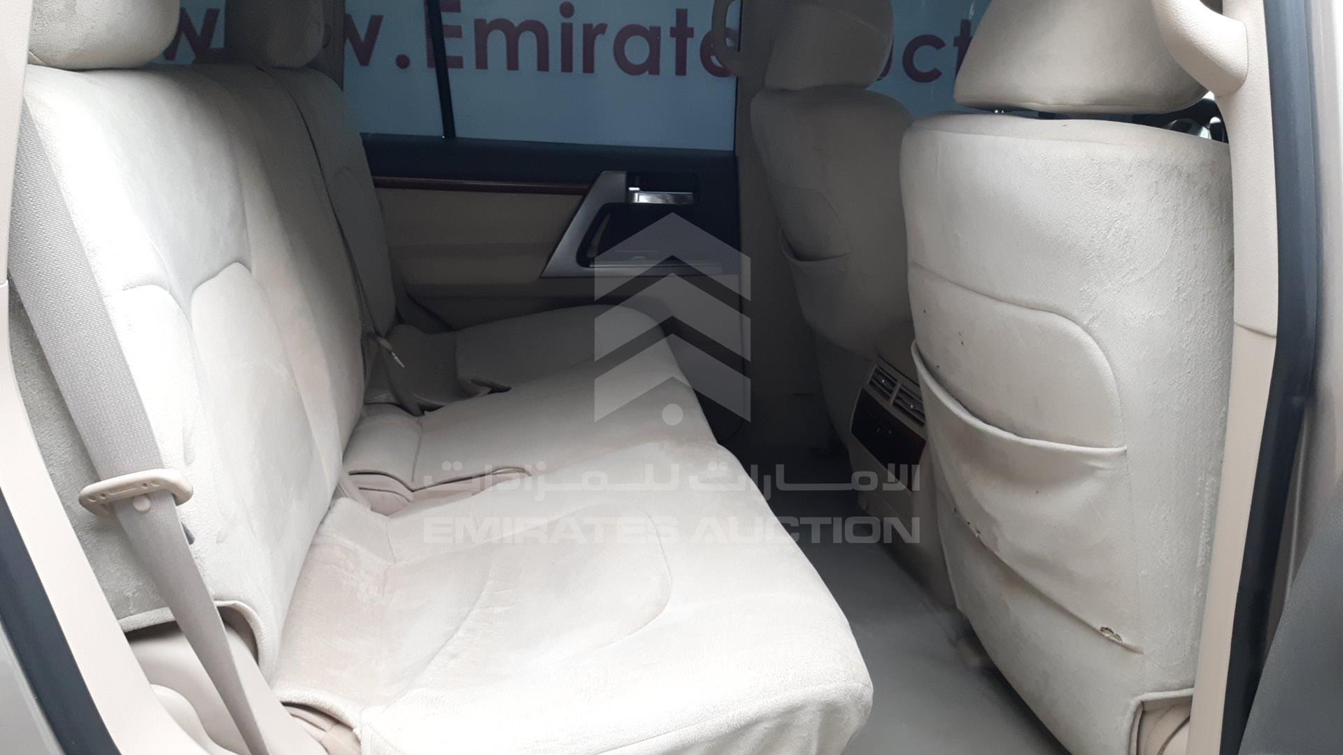2015 TOYOTA LAND CRUISER VIN: JTMHY05J5F4032408