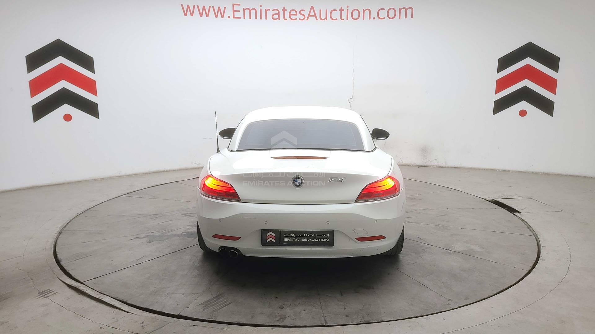 2015 BMW Z4 VIN: WBALL1103FJ664642