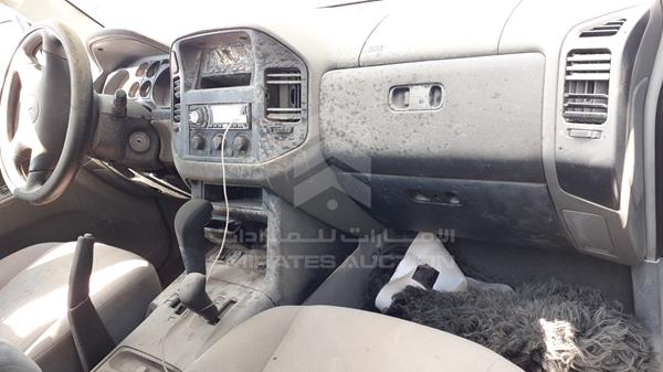 JMYLRV73W5J707692 Mitsubishi Pajero
