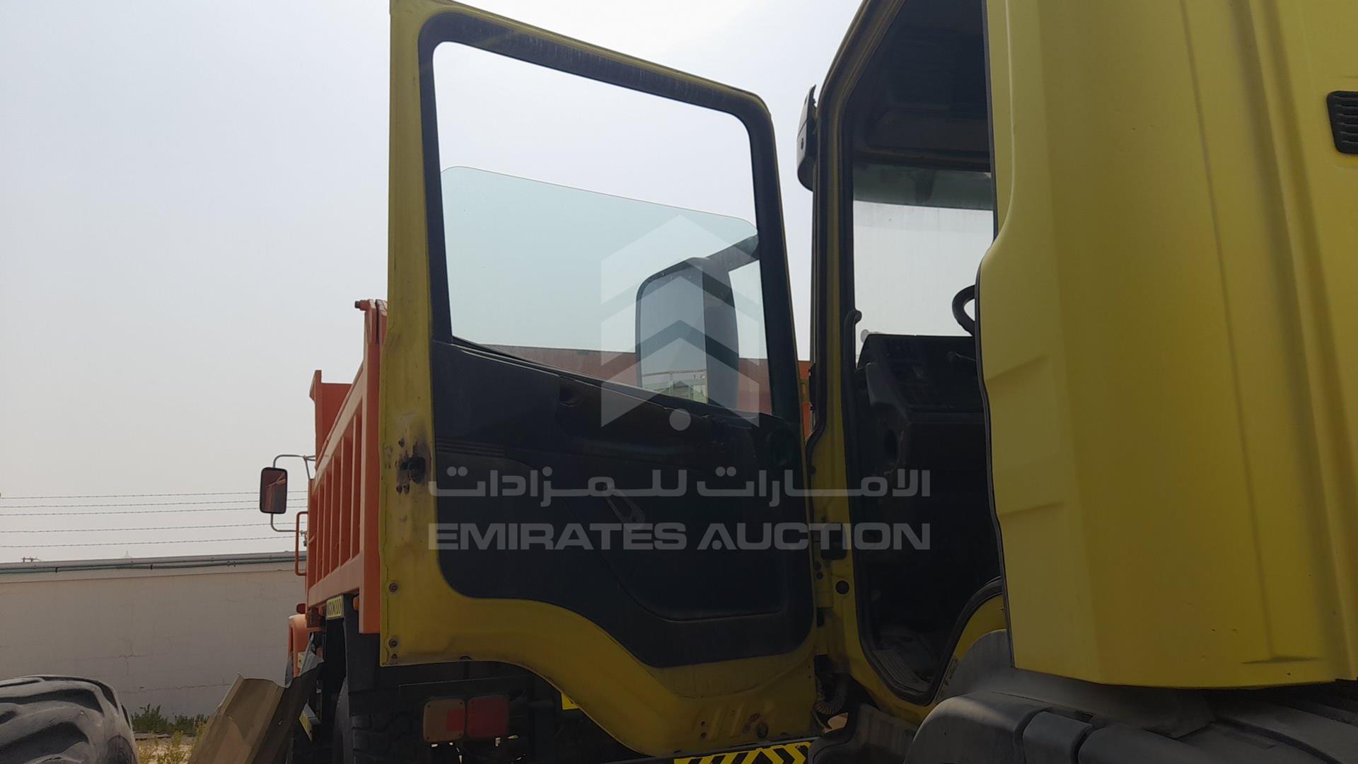 0 SCANIA --- VIN: YS2P6X60021280481