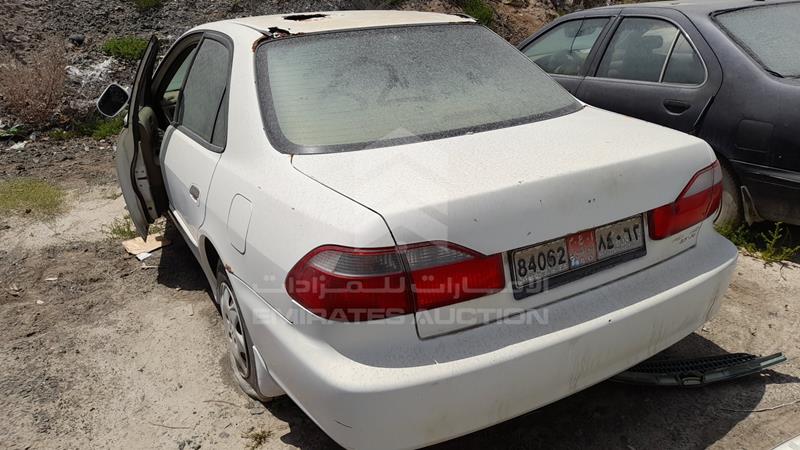 JHMCF86342C404723 Auction: EmiratesAuction Lot: 398411 JHMCF86342C404723 Honda Accord 2002 -- Photo 5