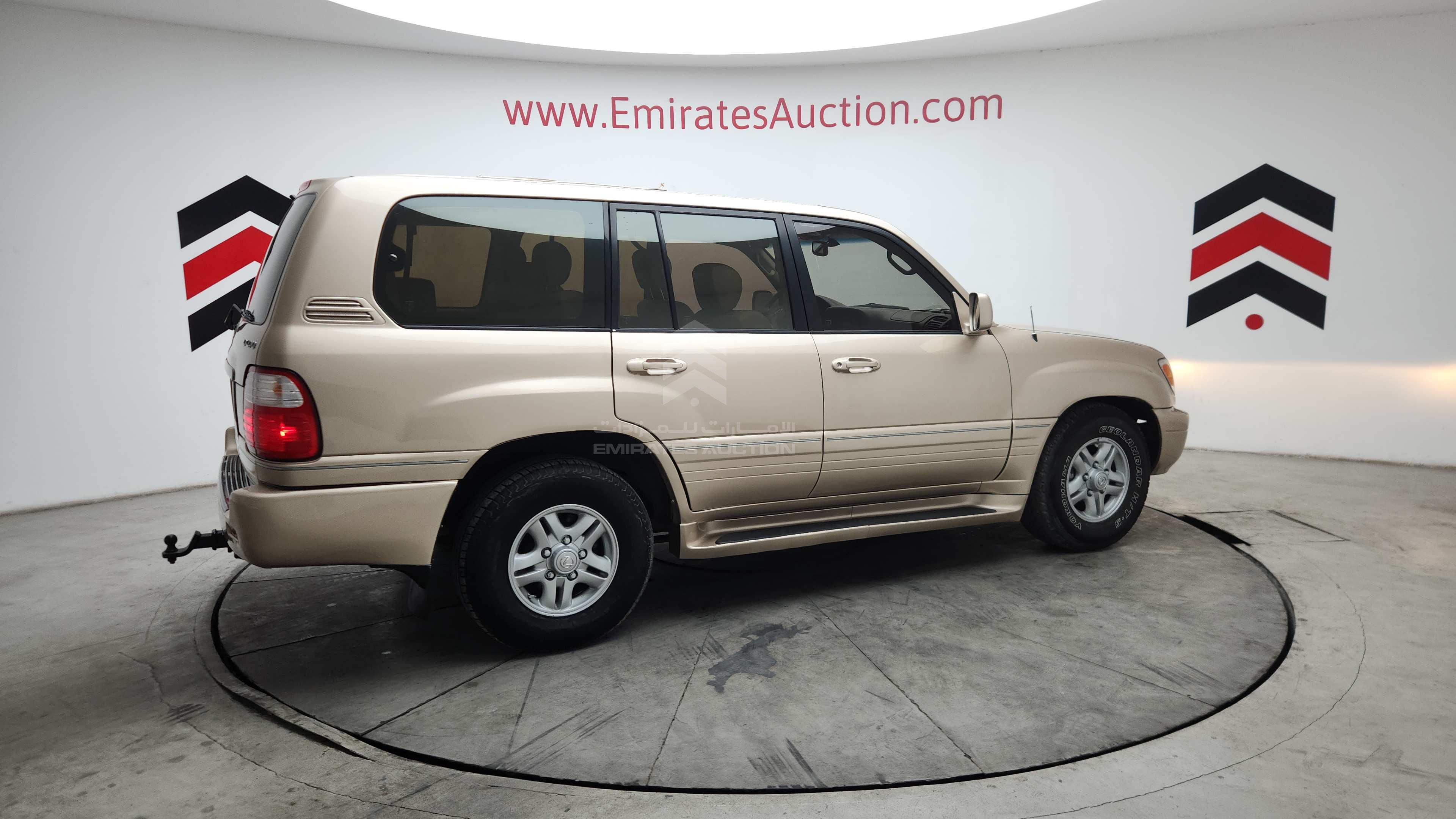 JTJHT00W513501087 - 2001 Lexus LX 470 - #511626