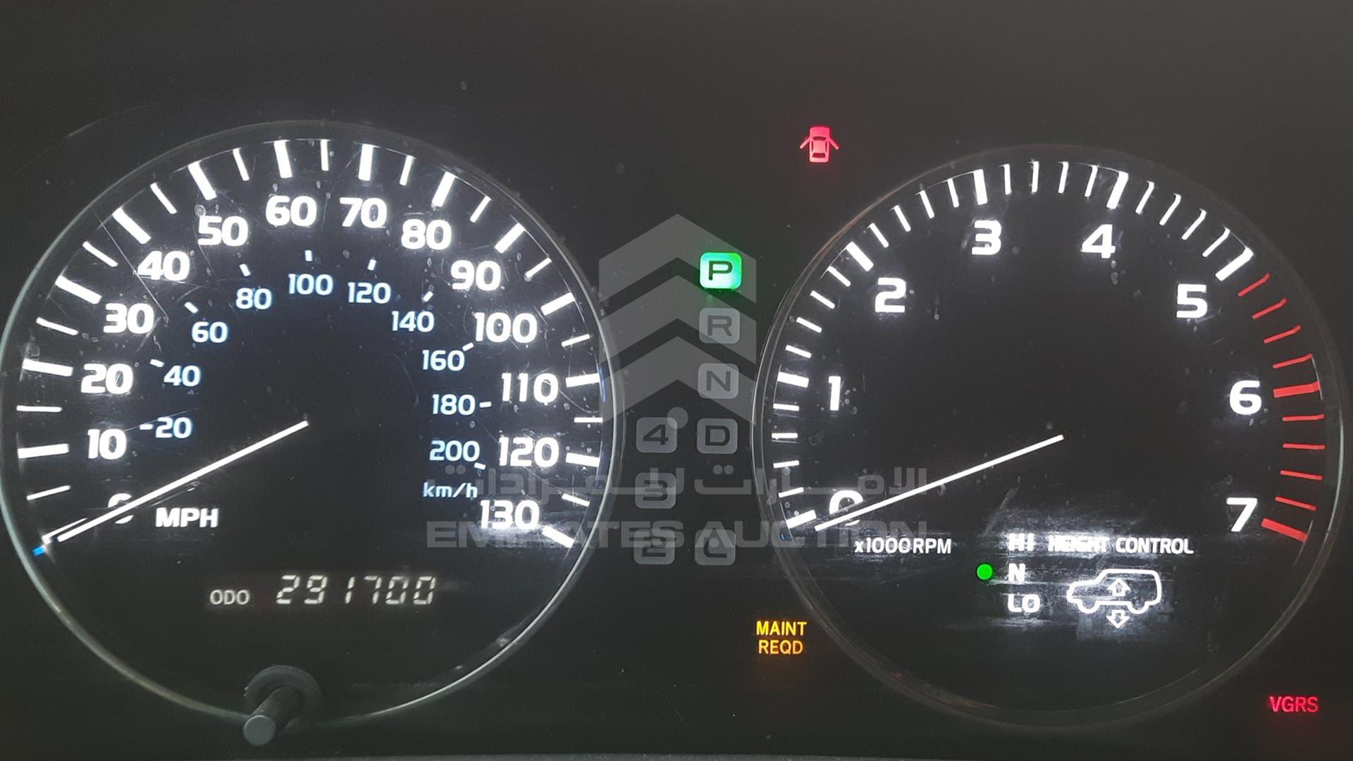 2005 LEXUS LX 470 VIN: JTJHT00WX53551277