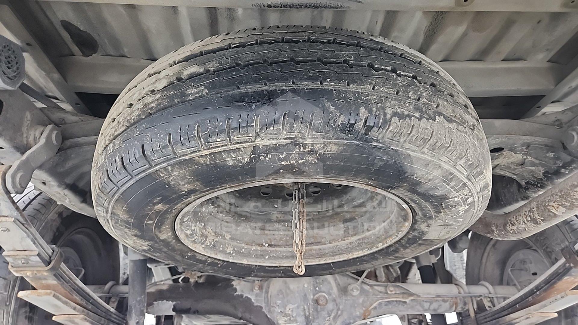 2007 TOYOTA HILUX VIN: MR0AX12G770006728