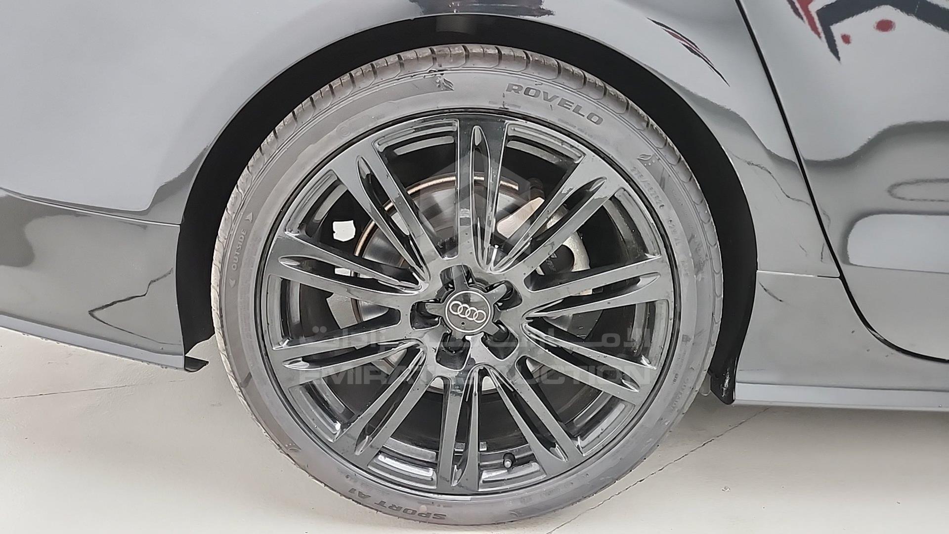 2014 AUDI A7 VIN: WAUSGCFCXEN078915