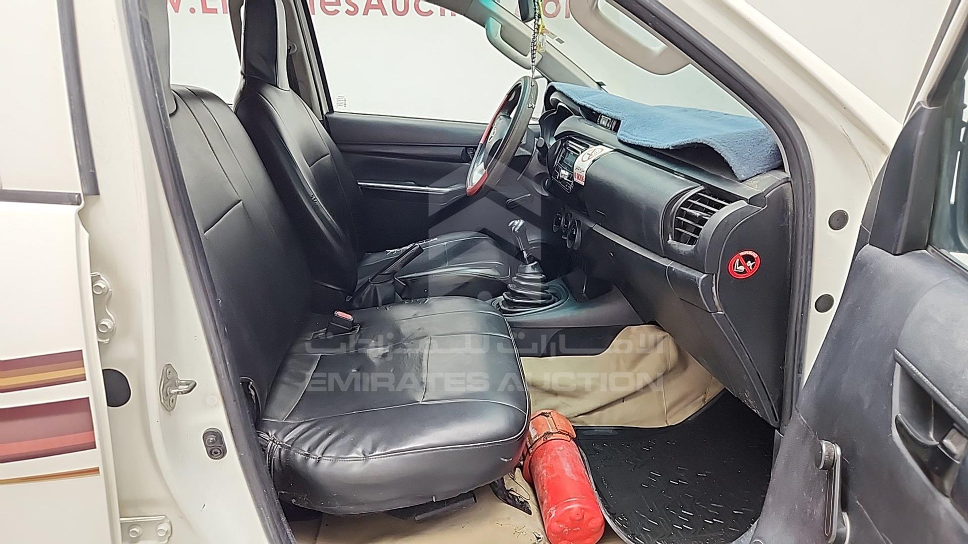 2019 TOYOTA HILUX VIN: MR0DX9CD1K2521317