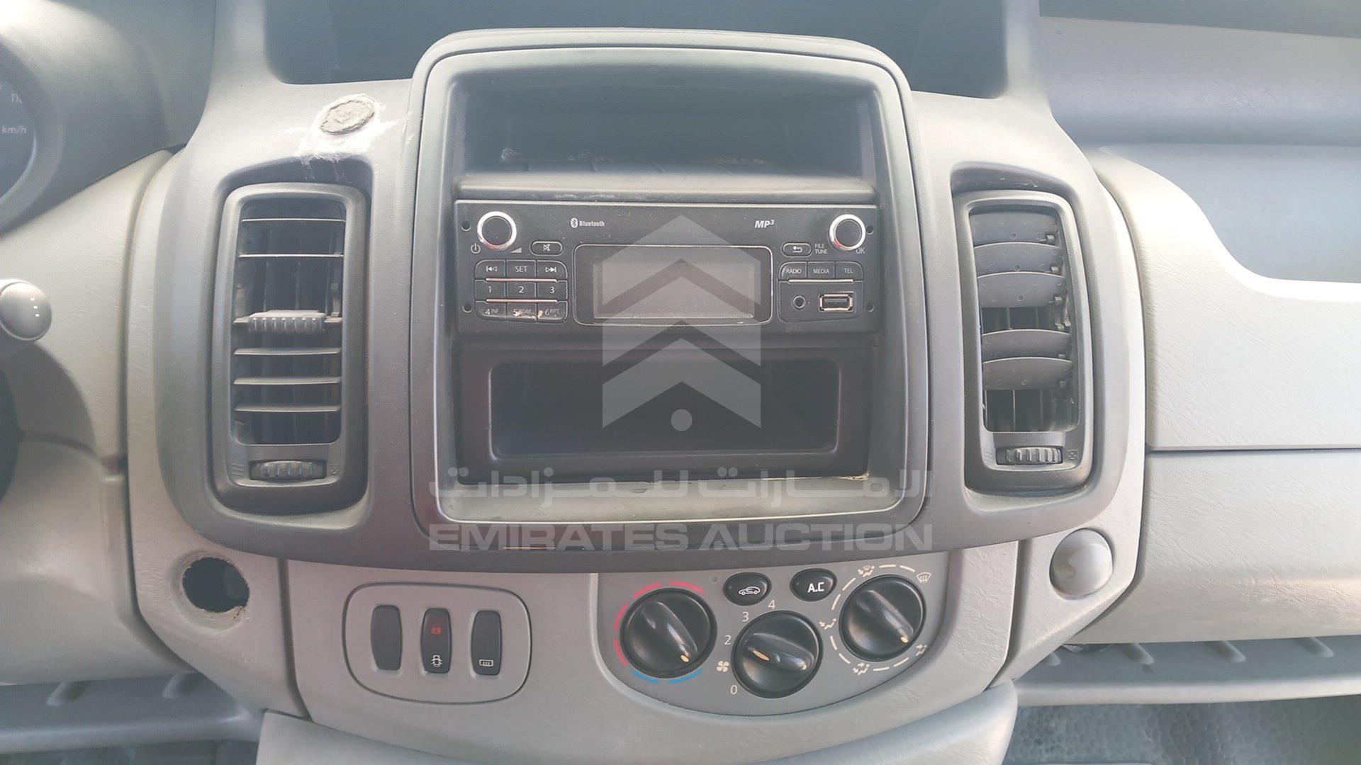 2015 RENAULT TRAFIC VIN: VF1GFAB16FY782676