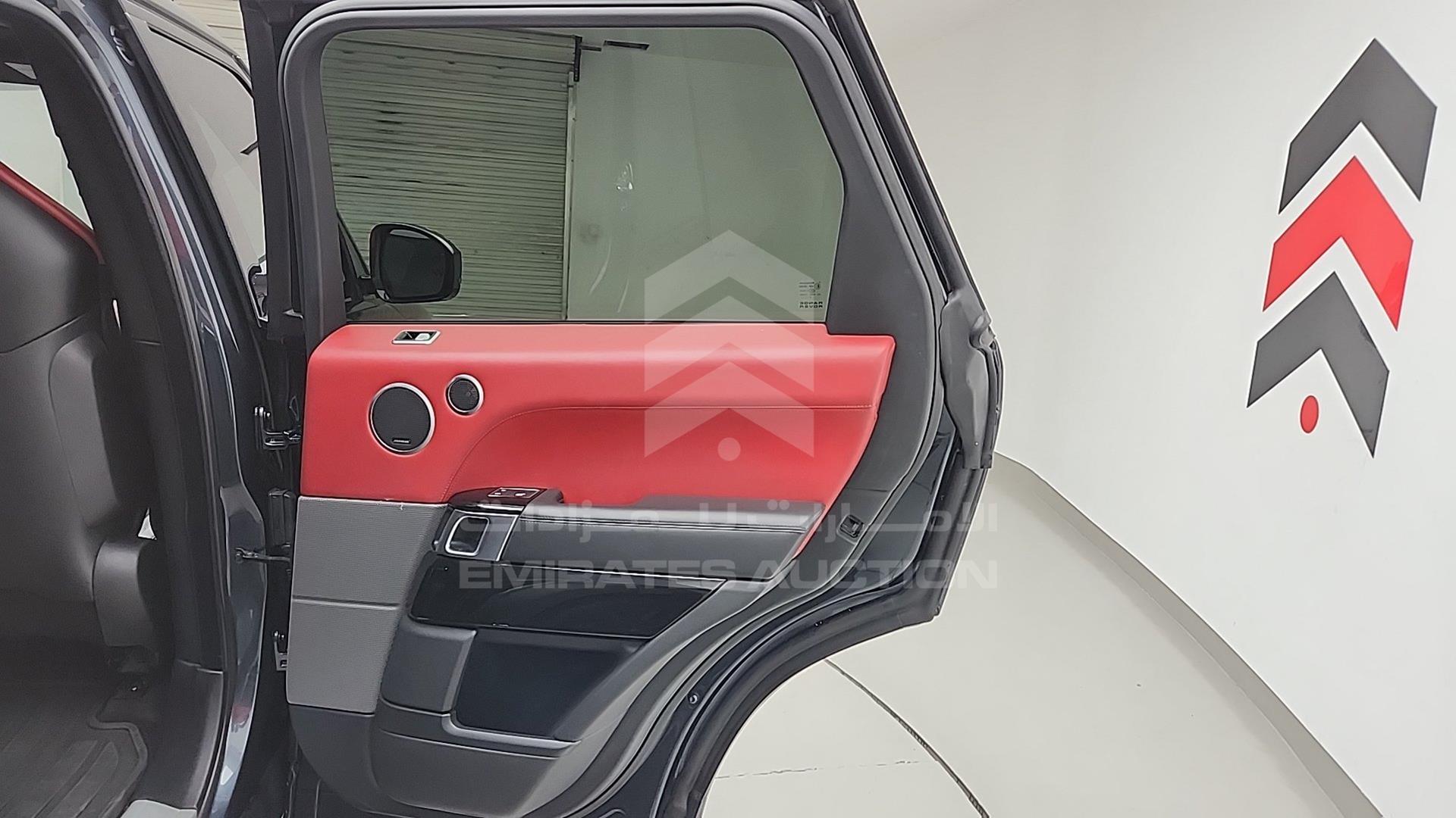 2020 RANGE ROVER SPORT SVR VIN: SALWZ2RE4LA748476