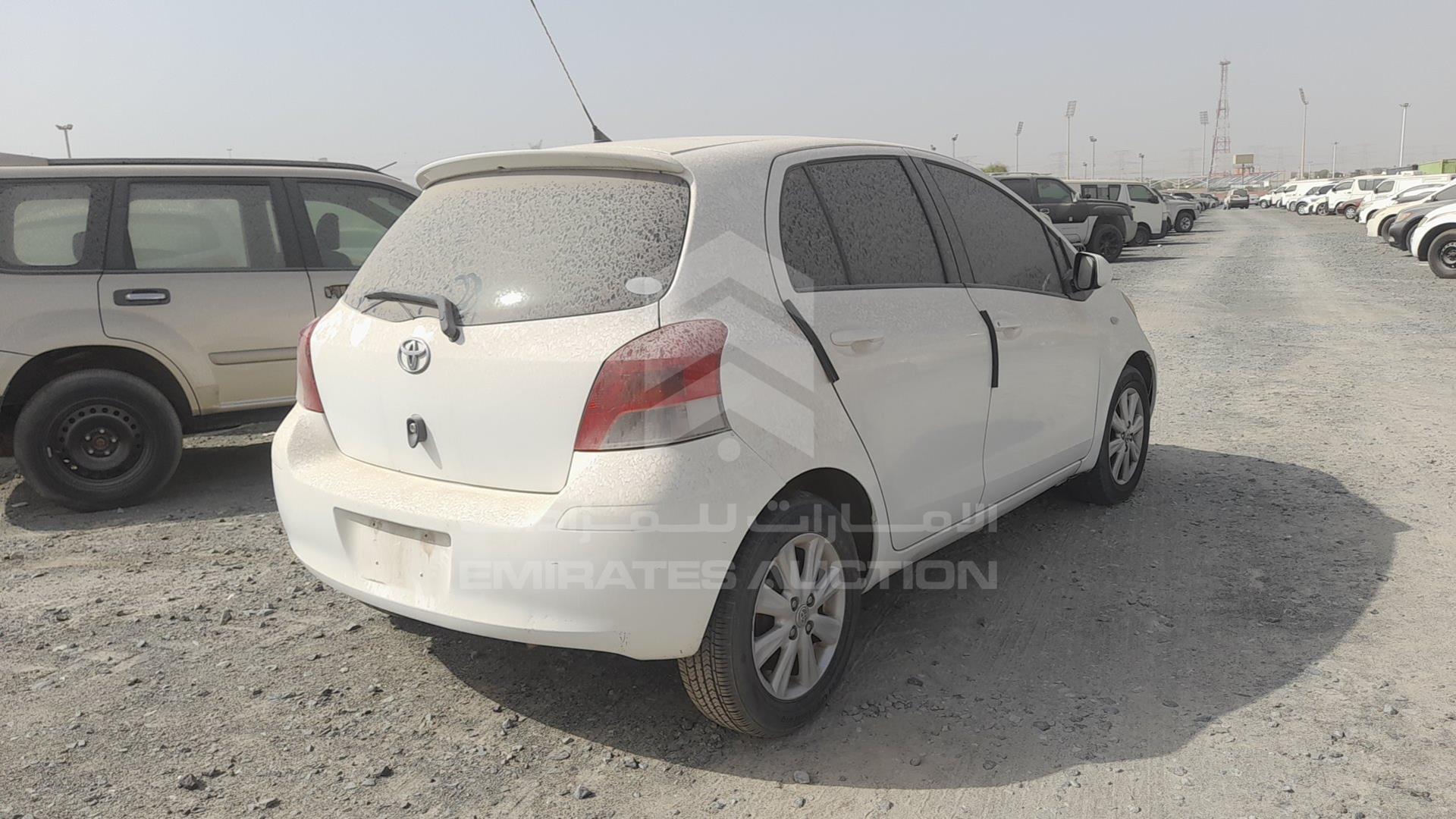 2009 TOYOTA YARIS VIN: JTDKW923495118488
