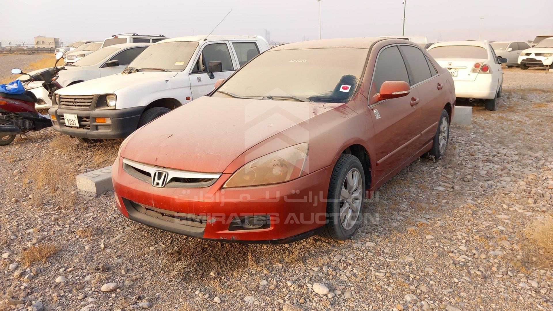 2006 HONDA ACCORD VIN: JHMCM56526C404585