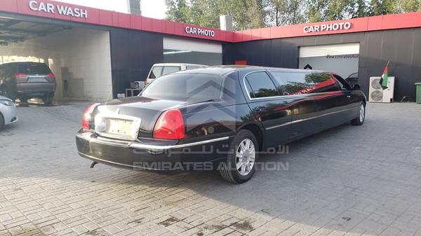 Lincoln Town 2008 2L1FM88W38X657567 Image 32
