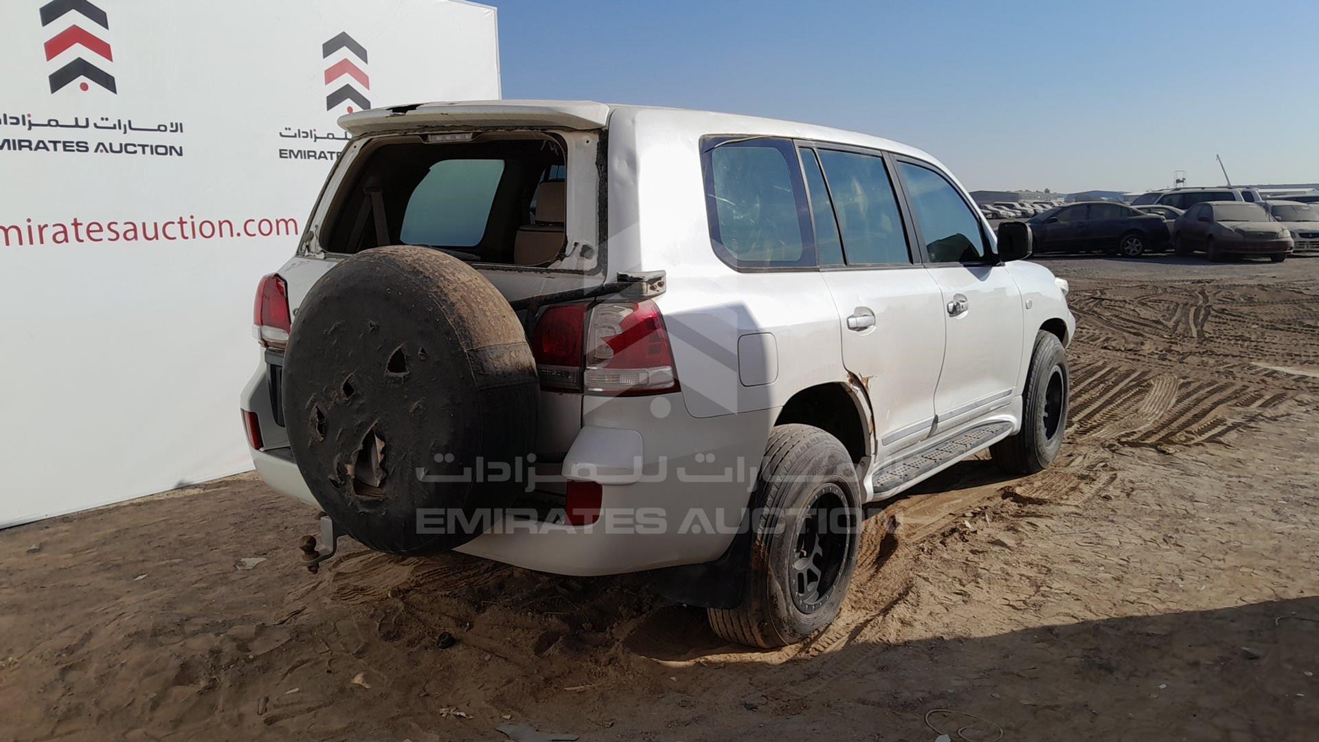 2011 TOYOTA LAND CRUISER VIN: JTMHU09J5B4046244