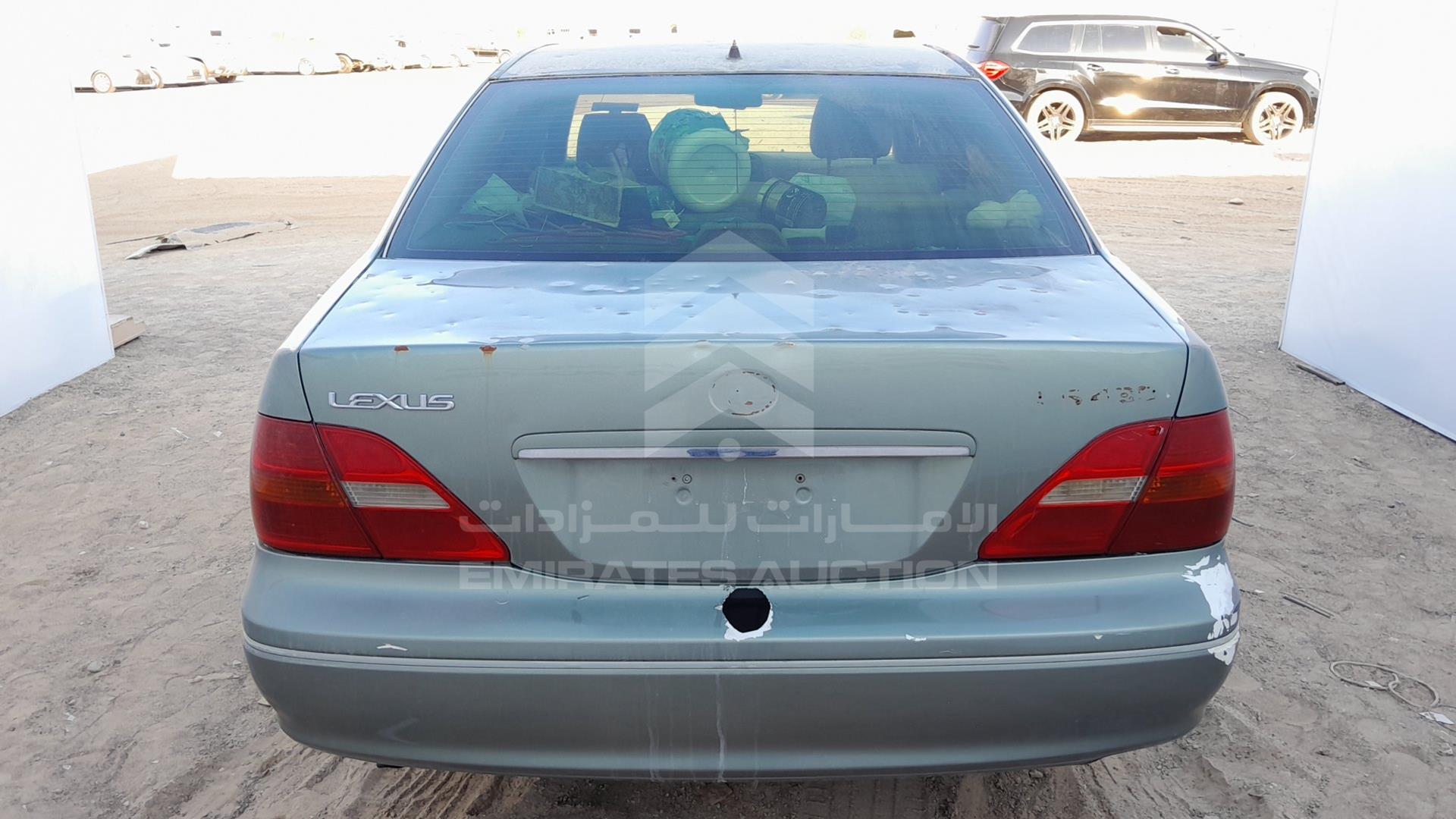 2002 LEXUS LS 430 VIN: JTHBN30F220065918