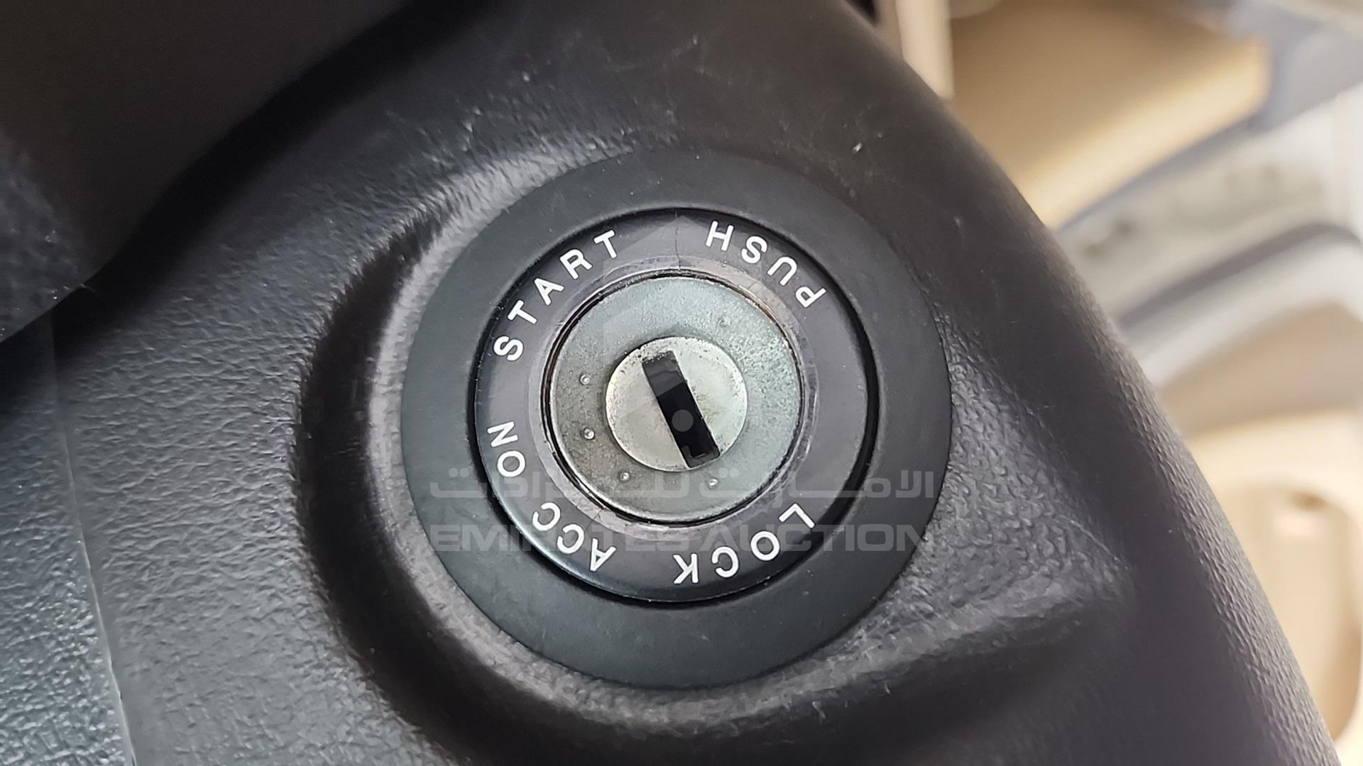 2018 HYUNDAI H1 VIN: KMJWA37R0JU946956