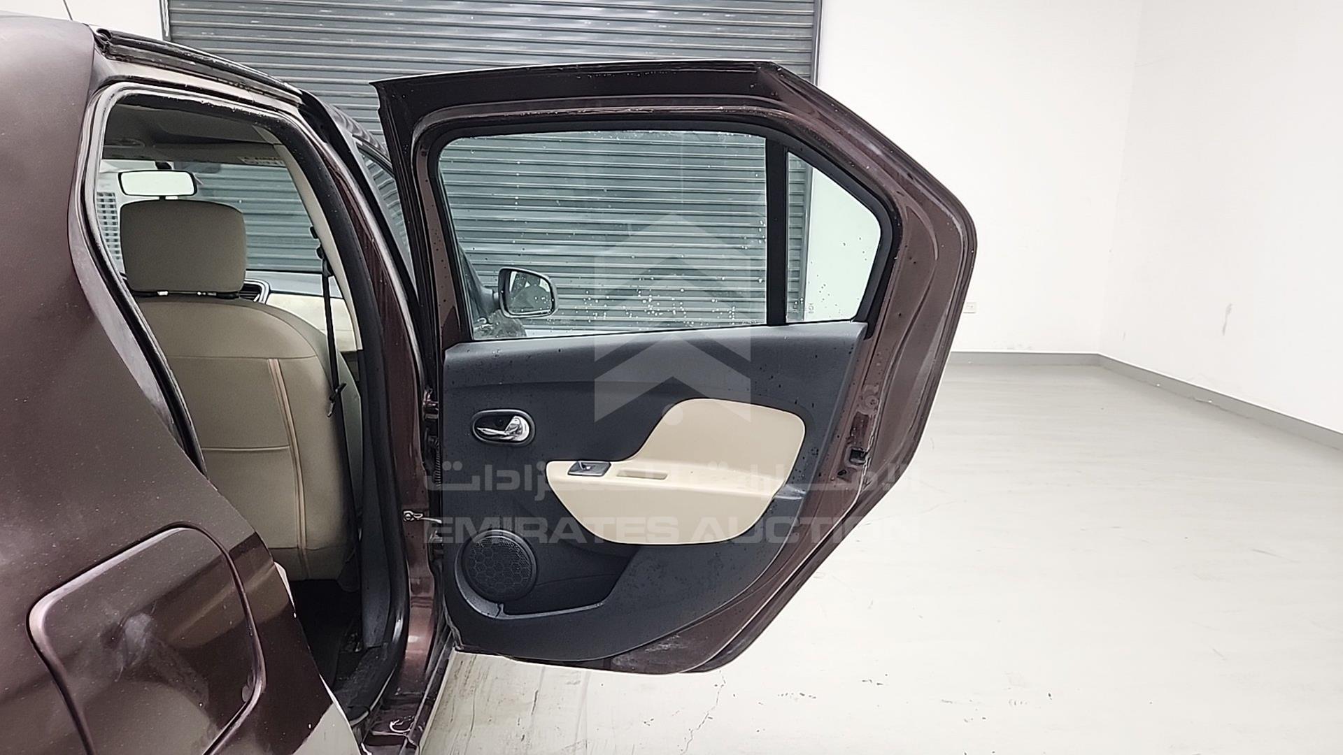 2017 RENAULT SYMBOL VIN: VF14SRAB8HT513862